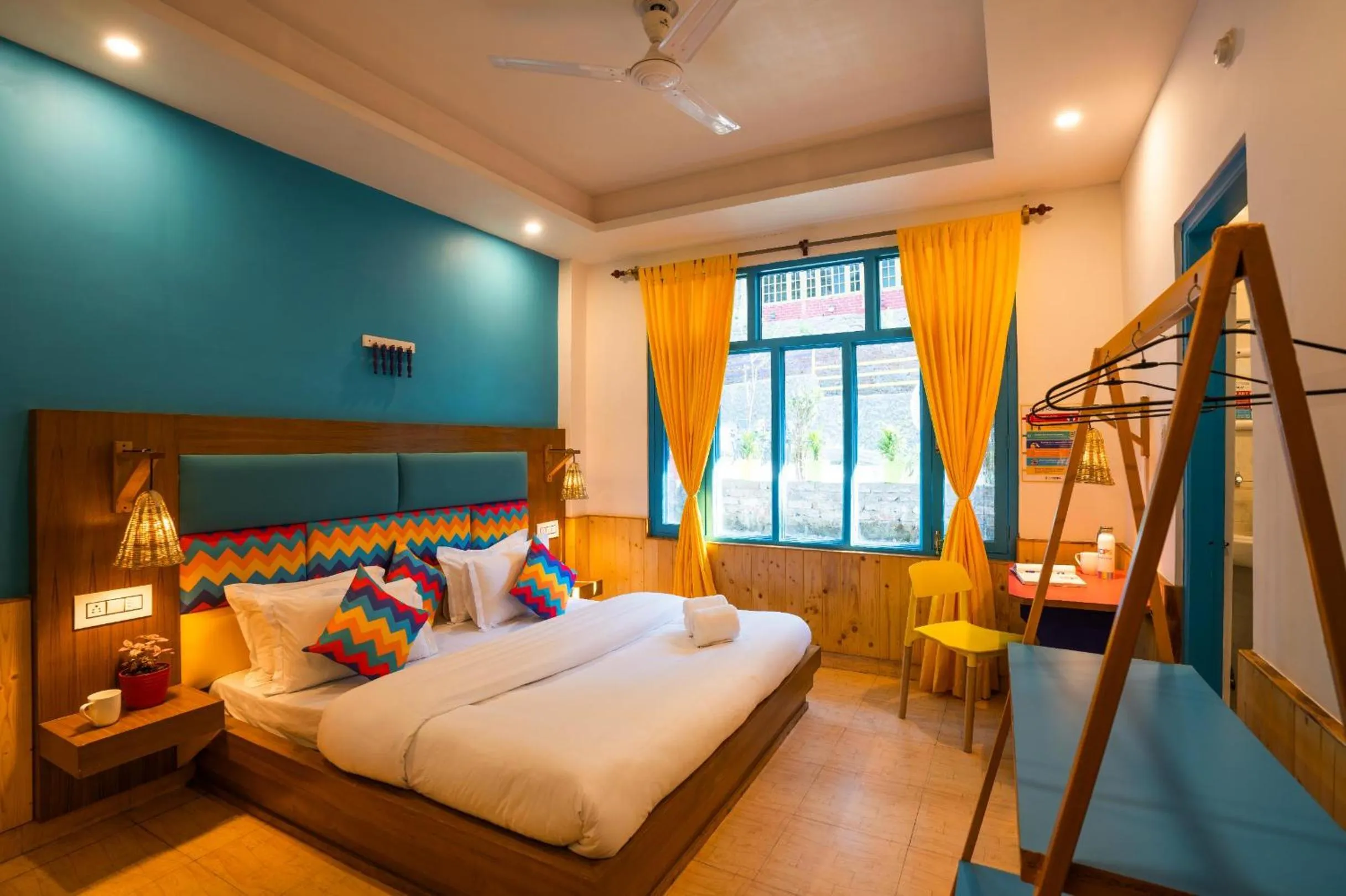 Bed in goSTOPS Kasol