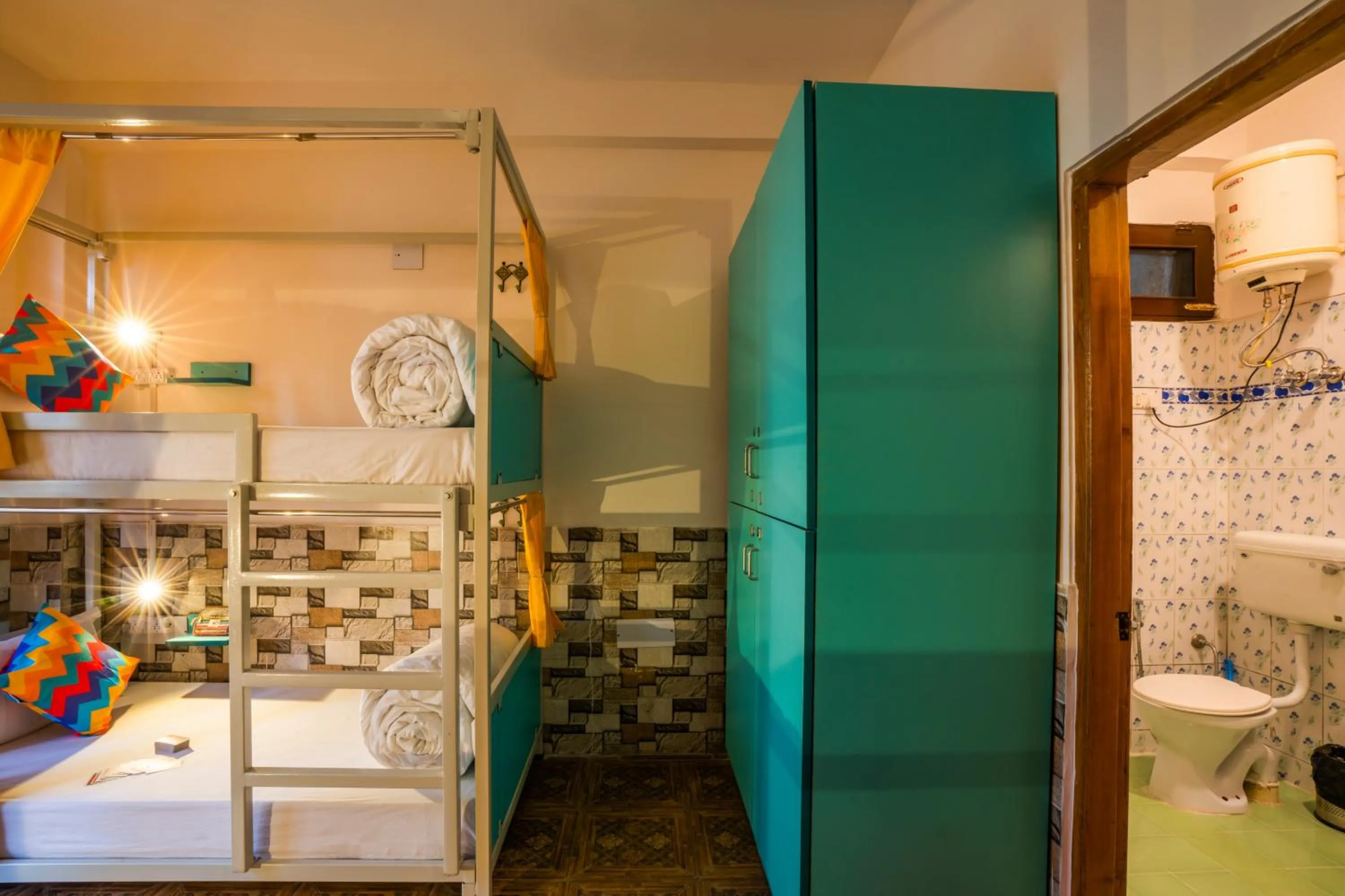 bunk bed in goSTOPS Kasol