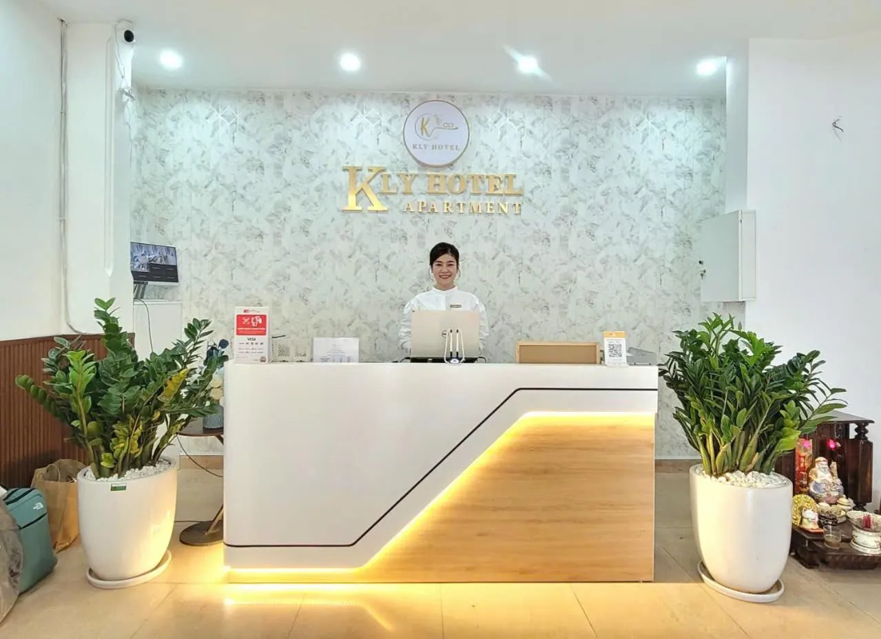 concierge in KLy Apartment Hotel