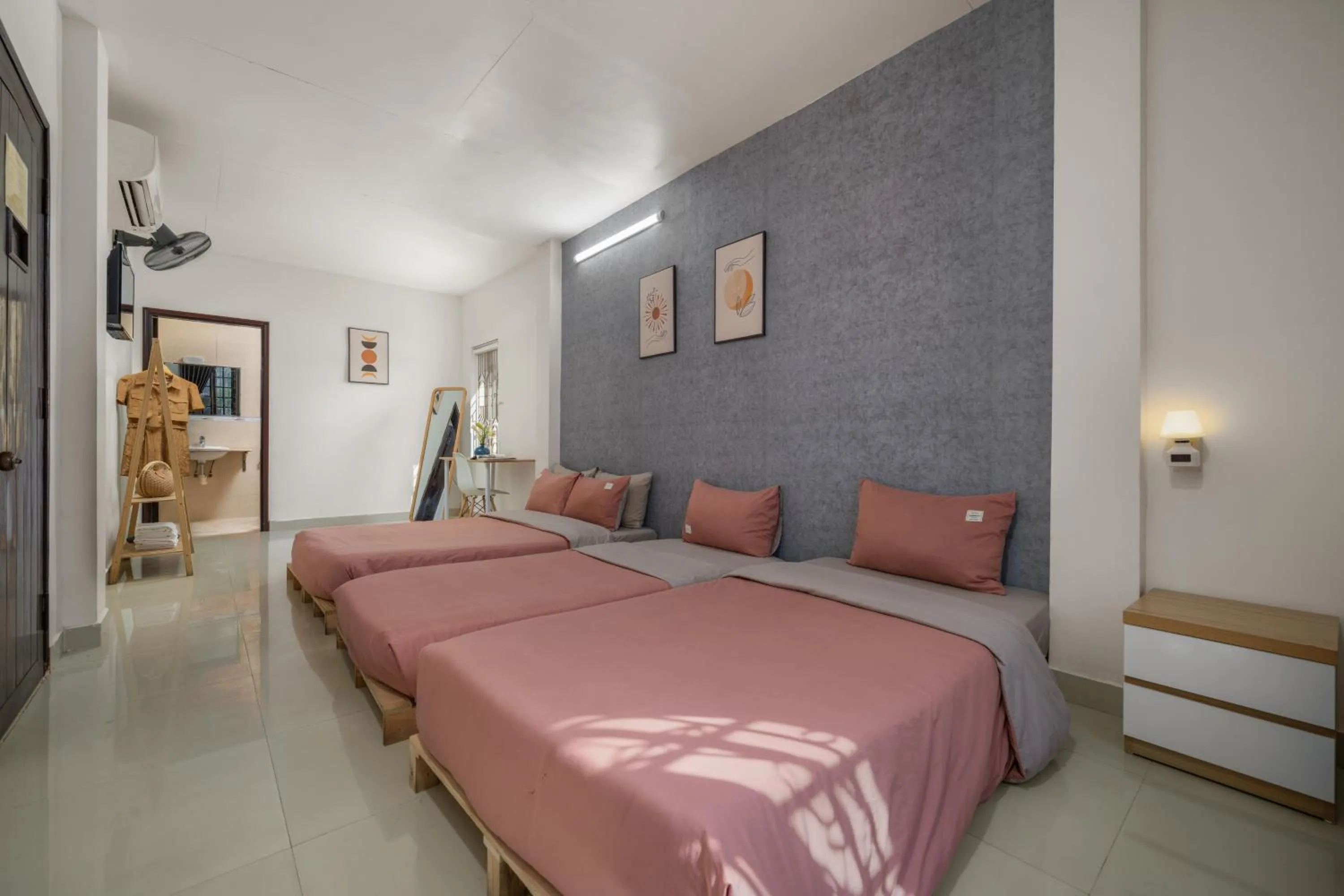 Photo of the whole room, Bed in KLy Apartment Hotel