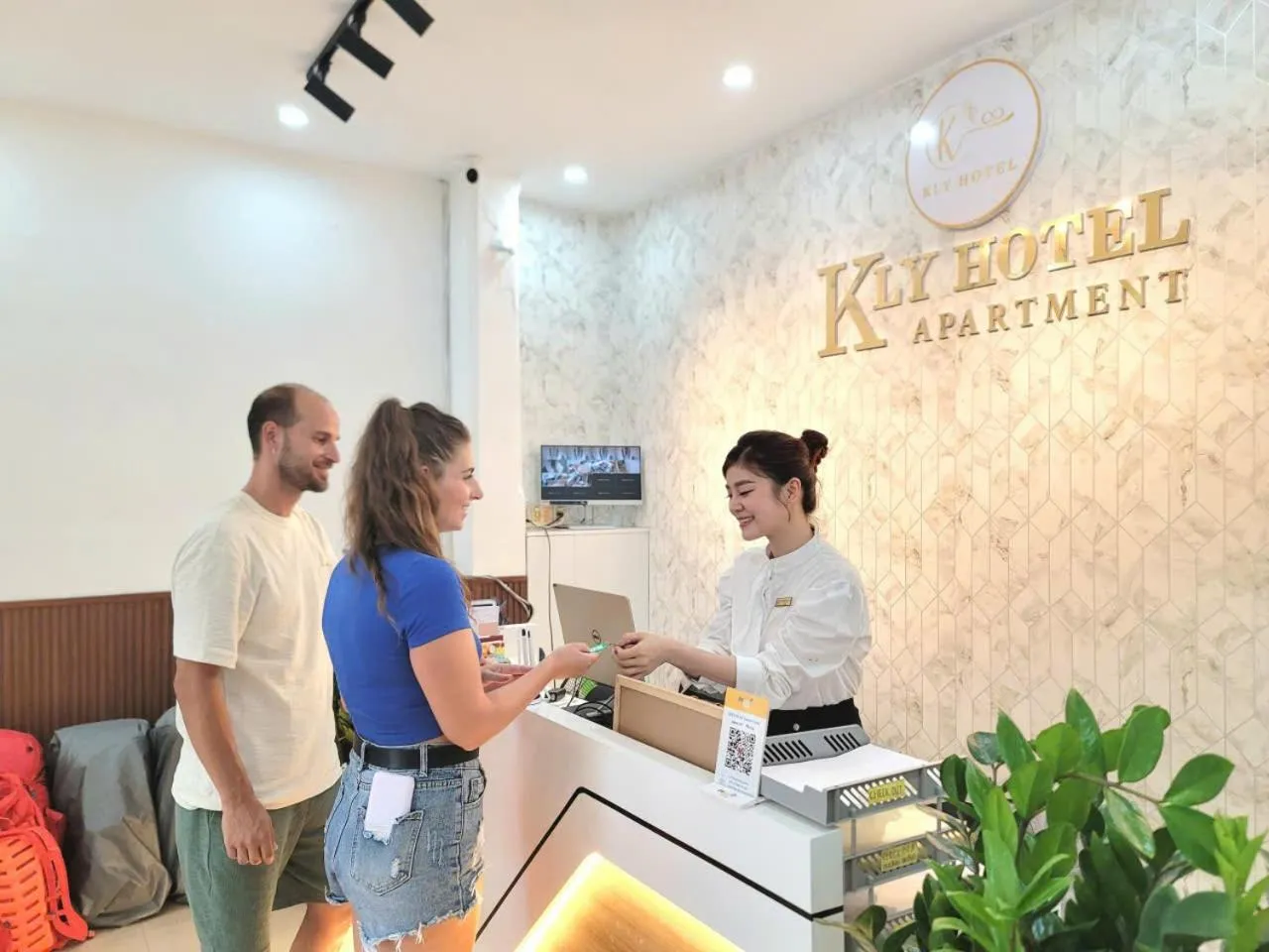 concierge in KLy Apartment Hotel