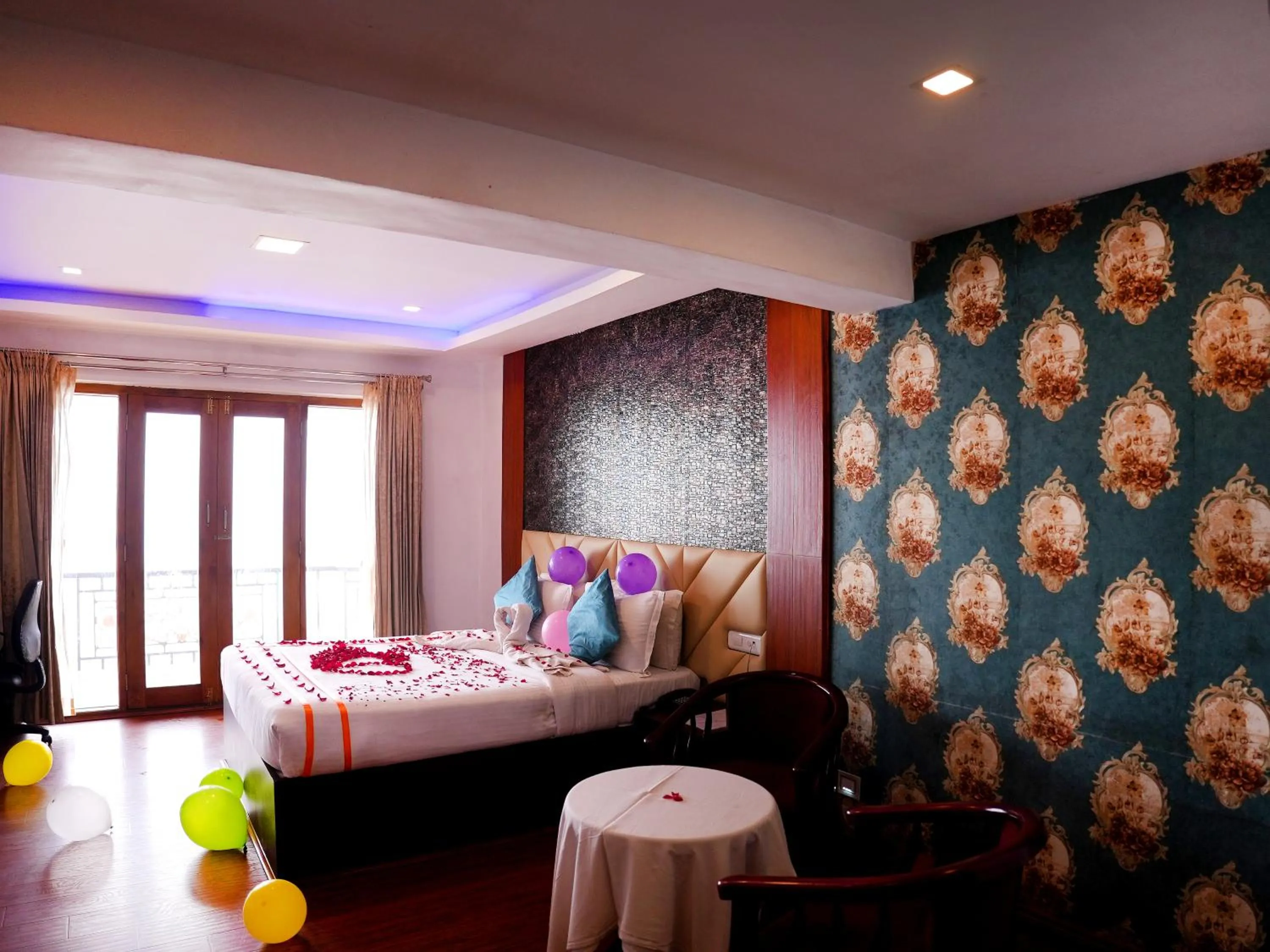 Photo of the whole room, Bed in Vista Suites Doddabetta Ooty By Bestinn Leisure