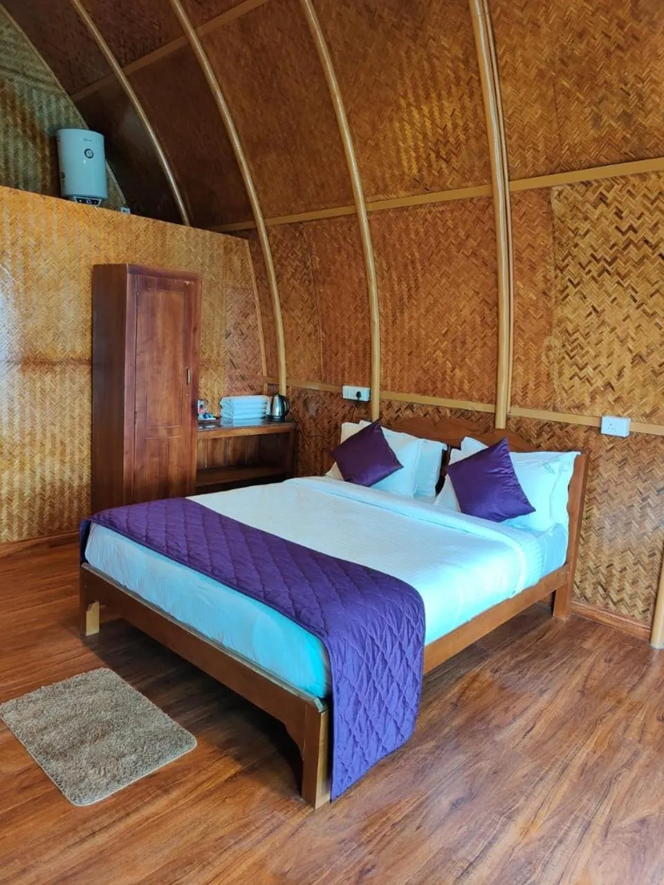 Bedroom, Bed in Vista Suites Doddabetta Ooty By Bestinn Leisure