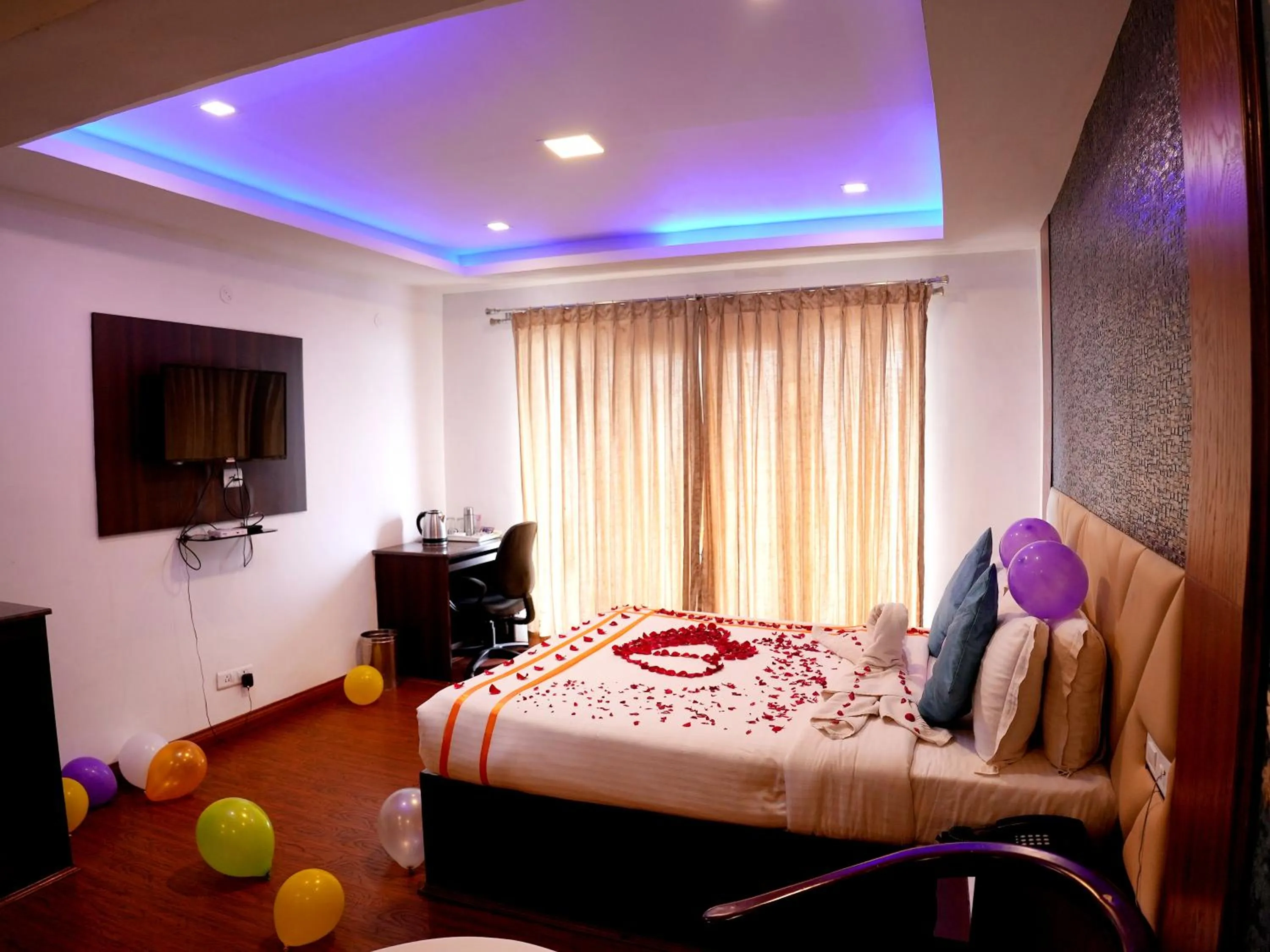 Bedroom, Bed in Vista Suites Doddabetta Ooty By Bestinn Leisure