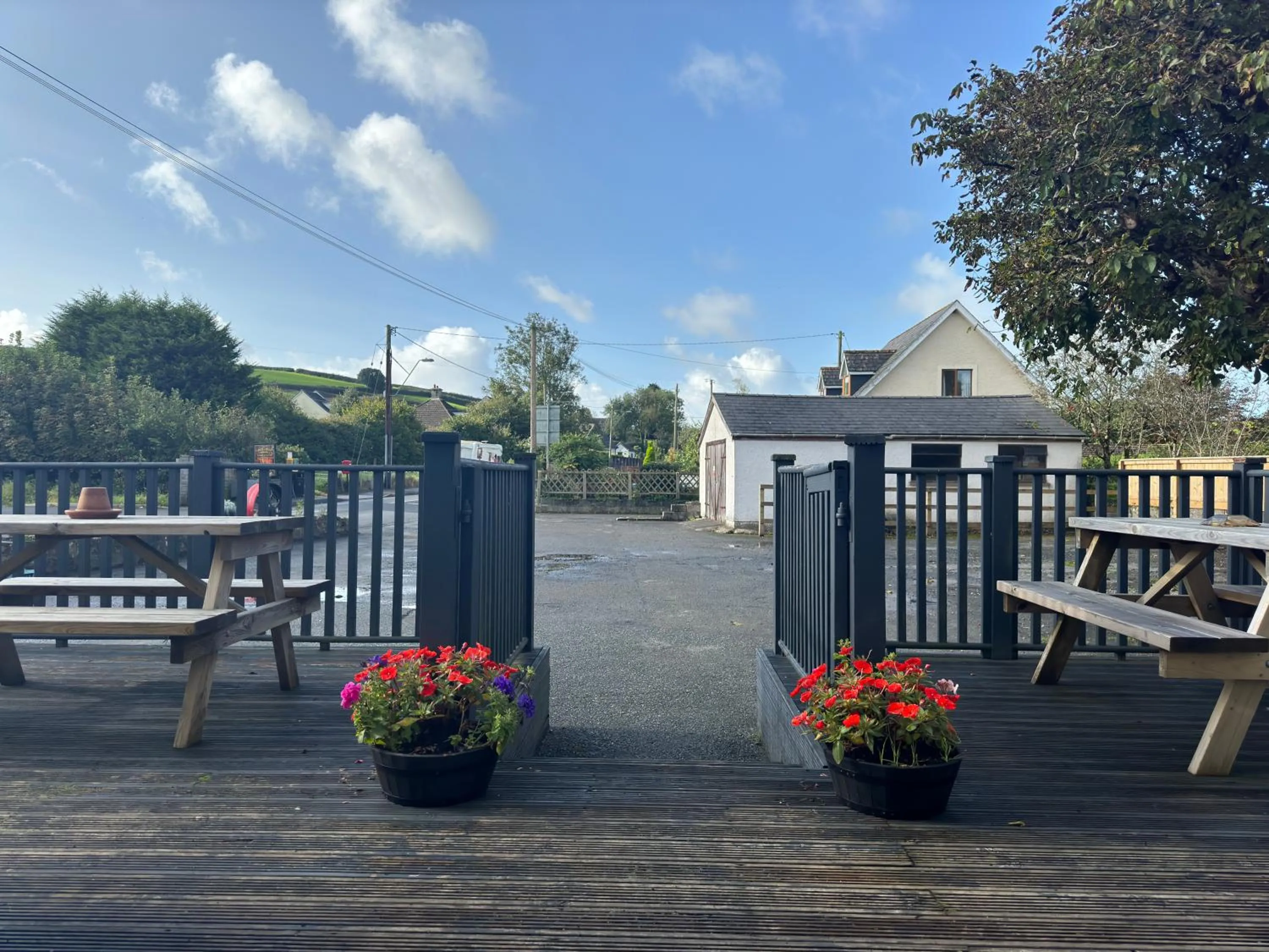 Patio in The Carpenters Arms Rooms in Broadway, Laugharne
