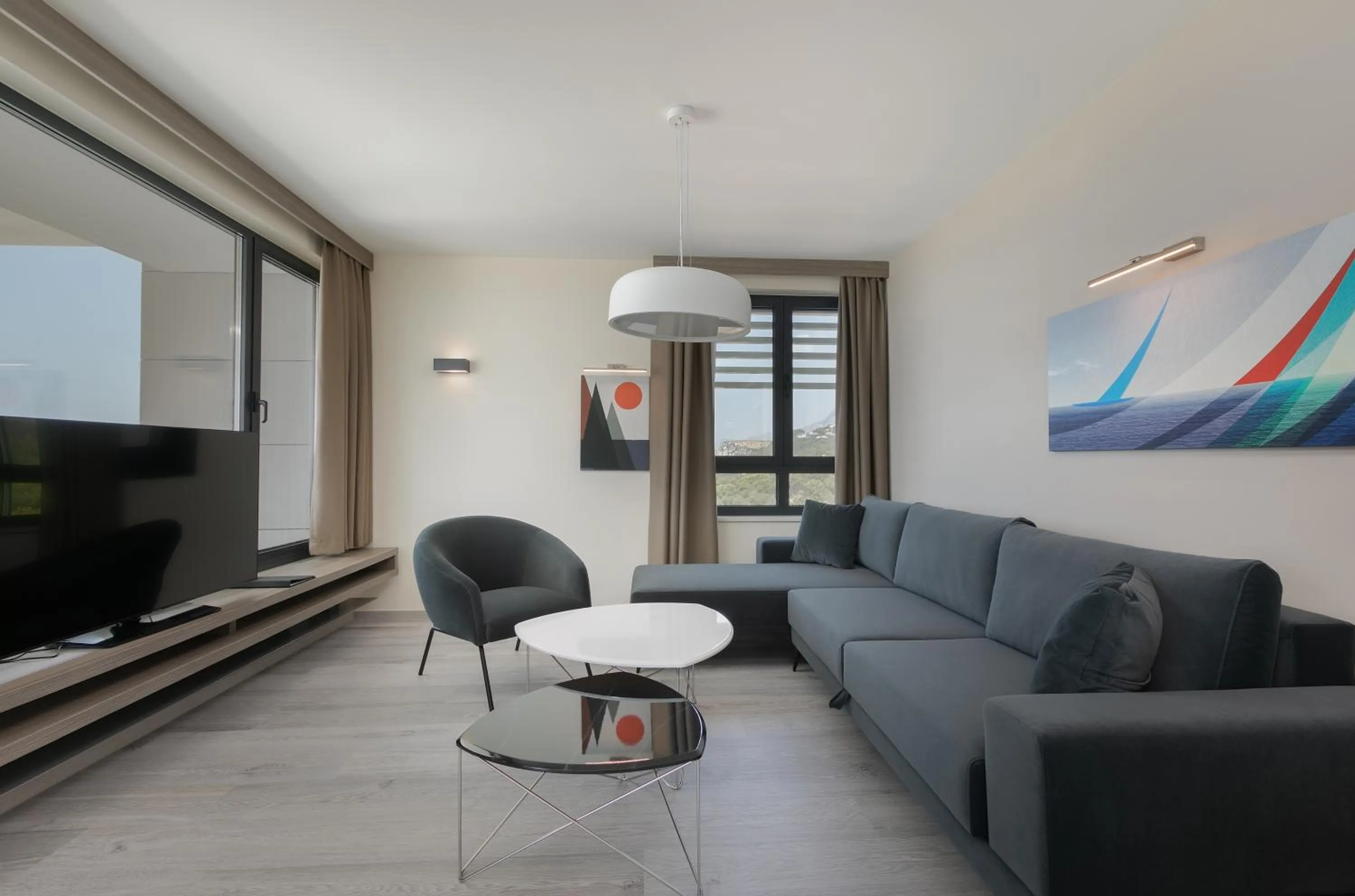 TV and multimedia in Hotel Antonio