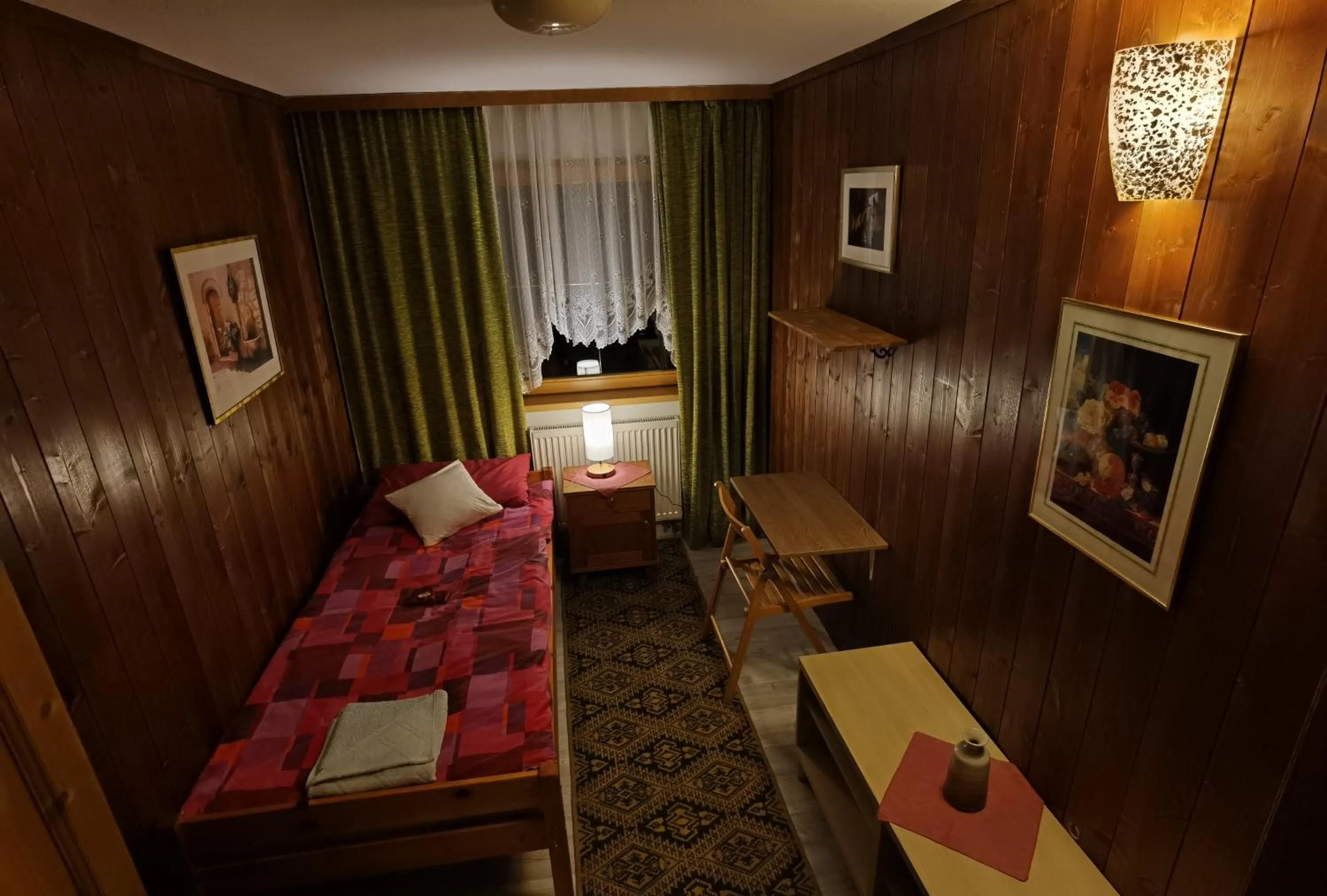 Photo of the whole room, Bed in Haus Fiegl