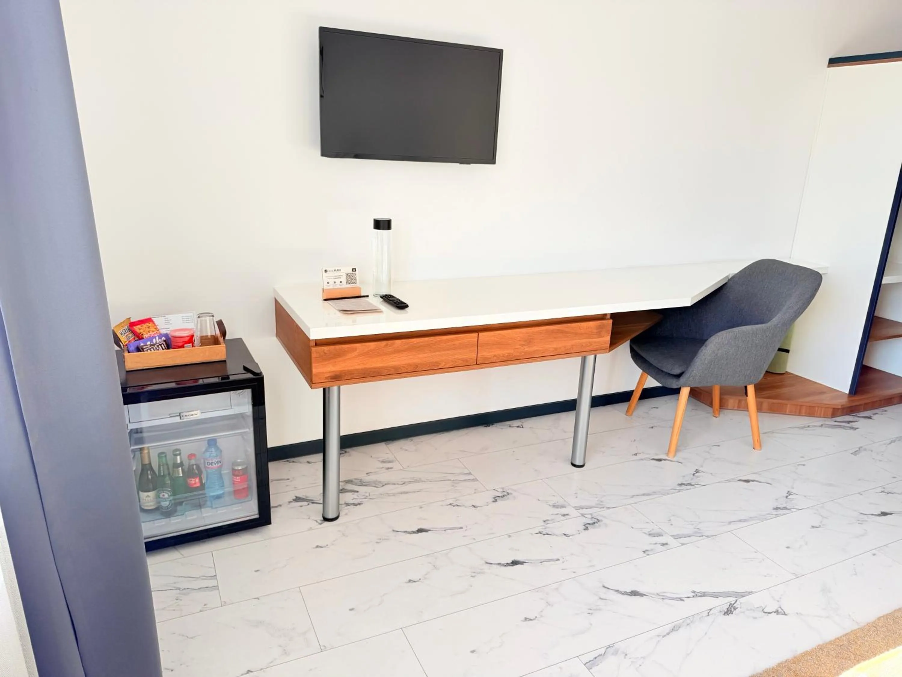 TV and multimedia in RUBO Hotel