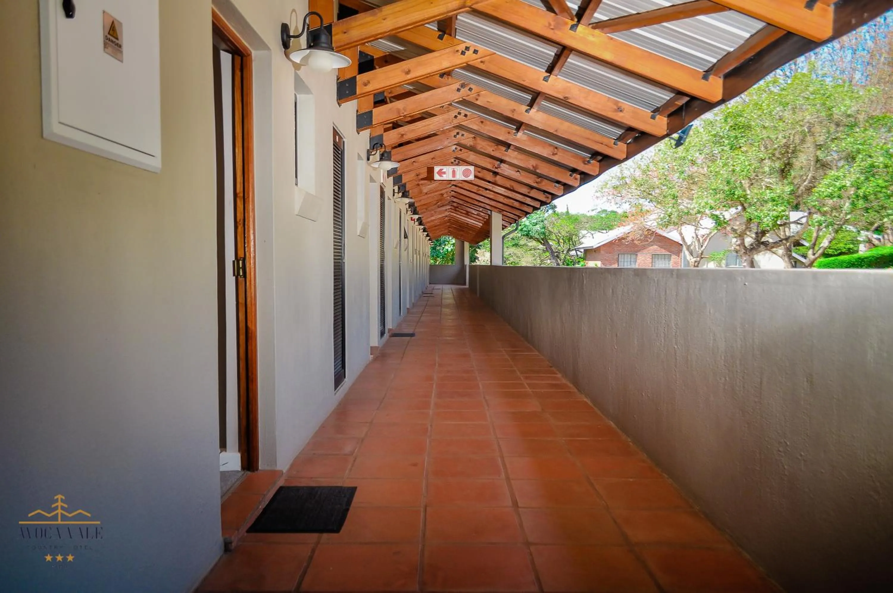 Property building in Avoca Vale Country Hotel