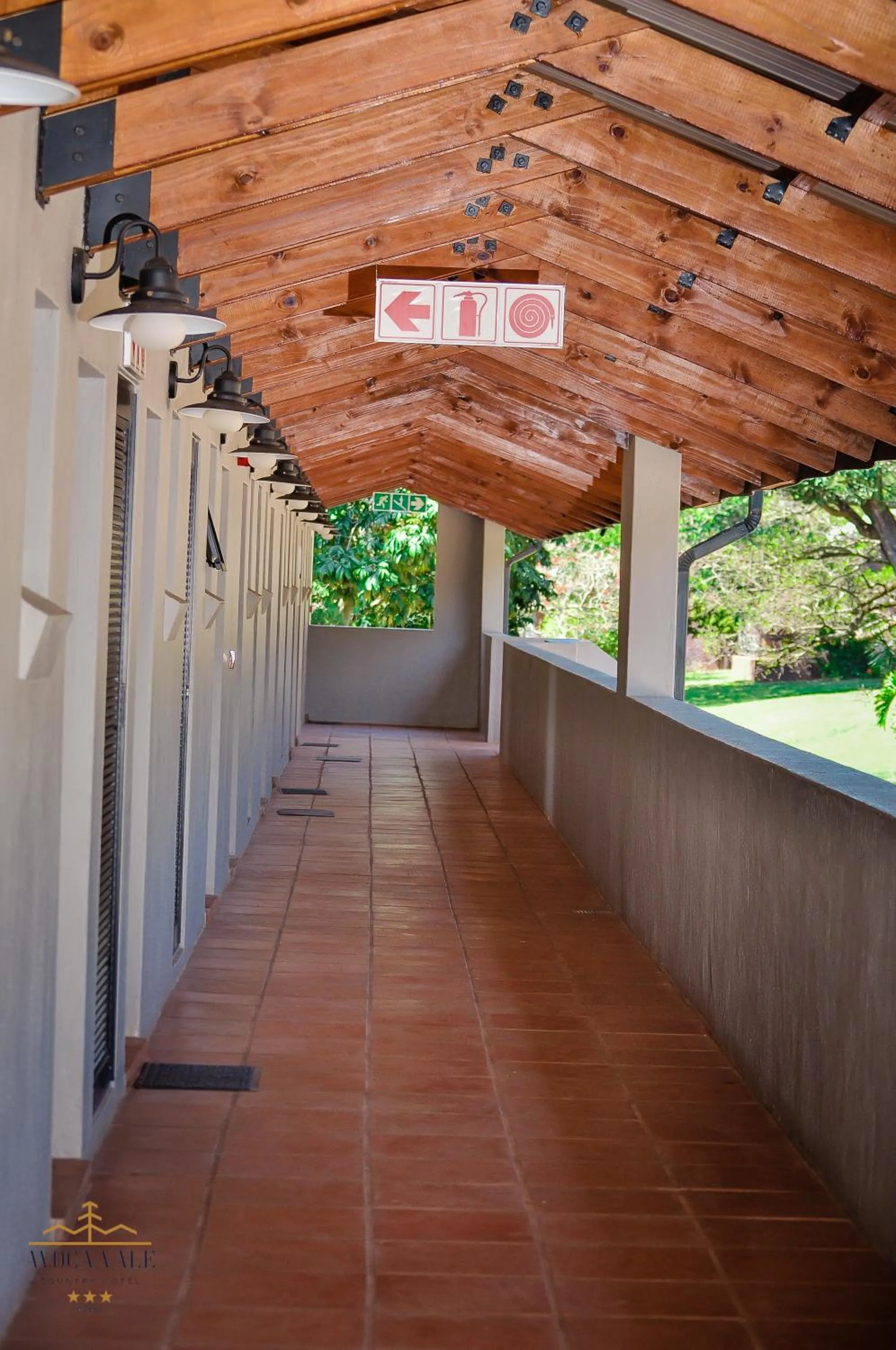 Property building in Avoca Vale Country Hotel