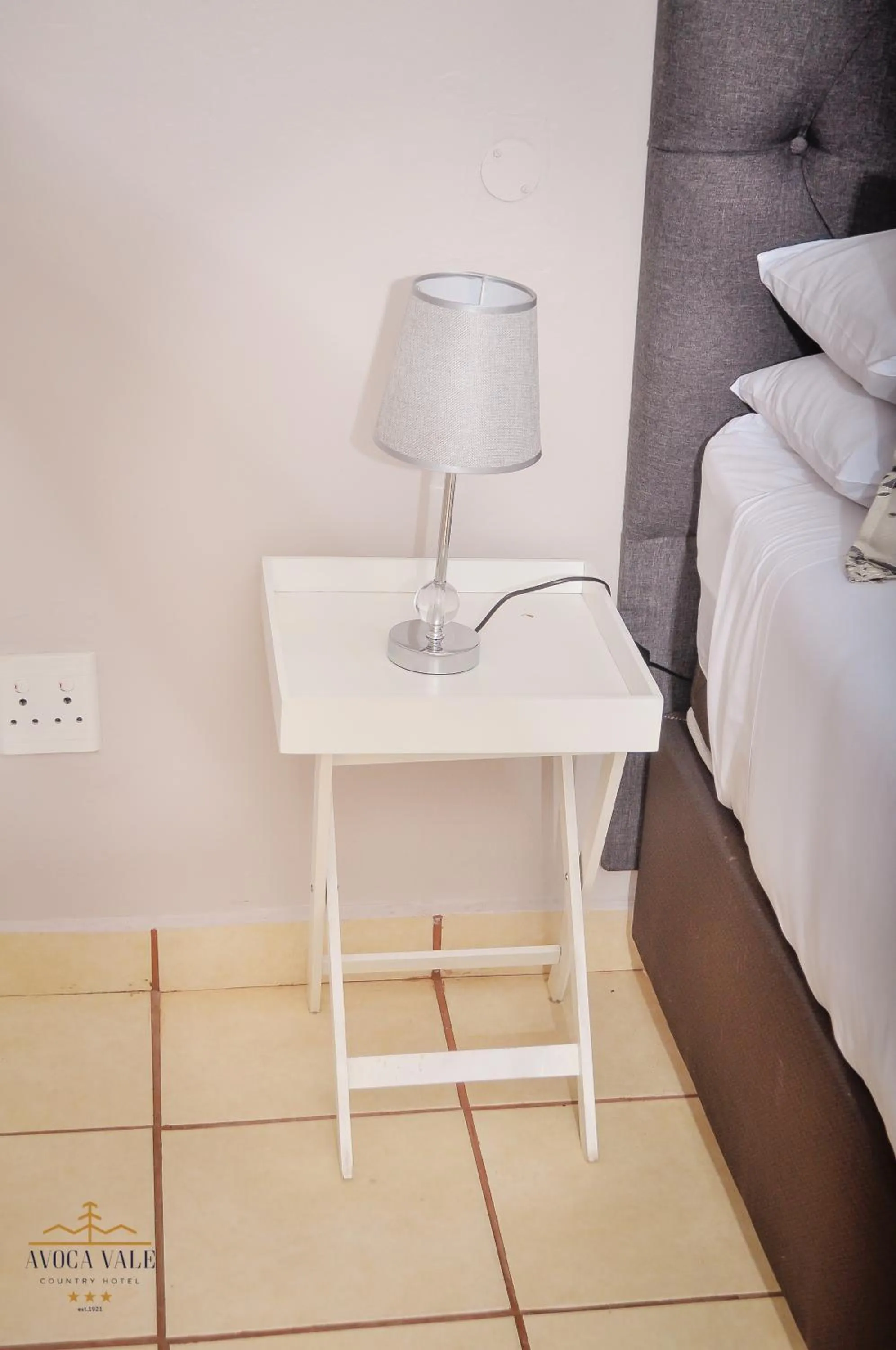 Bed in Avoca Vale Country Hotel