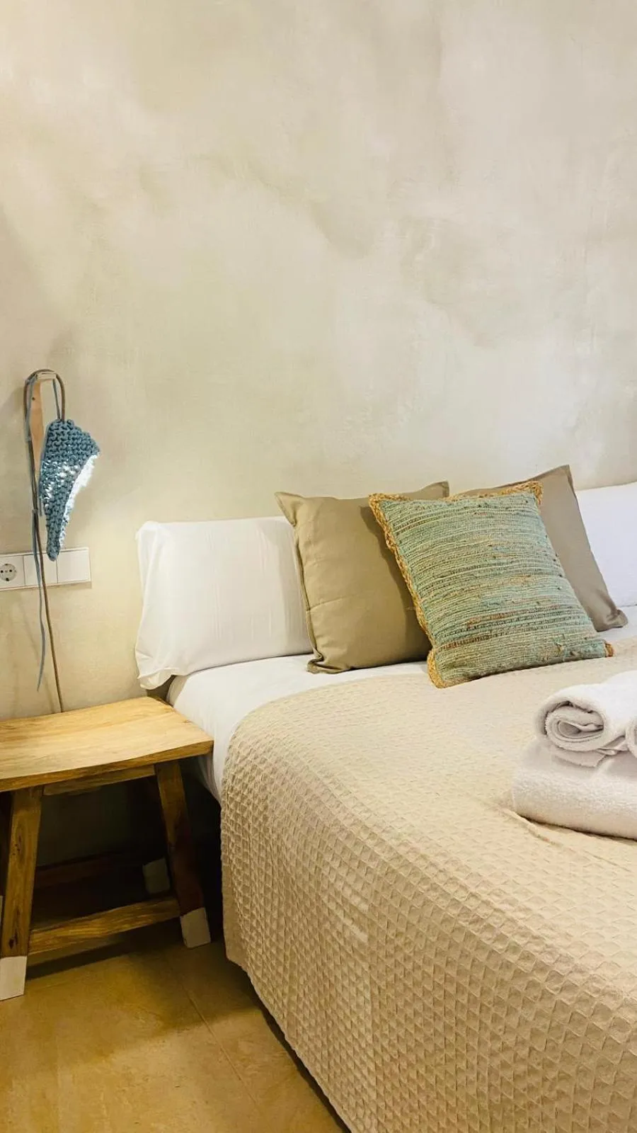 Bedroom, Bed in Hostal Es Niu de Tamariu