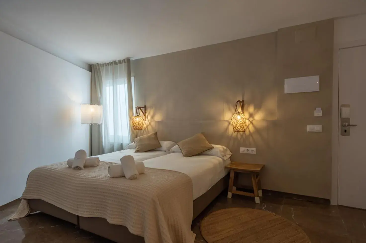 Double Room - Disability Access in Hostal Es Niu de Tamariu Double Room - Disability Access in Hostal Es Niu de Tamariu