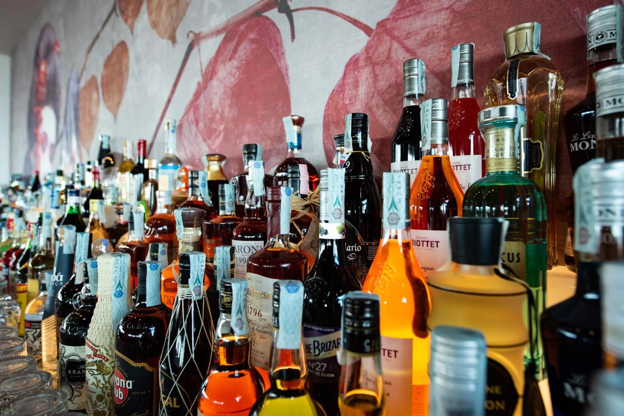 Lounge or bar in Gold Tower Lifestyle Hotel