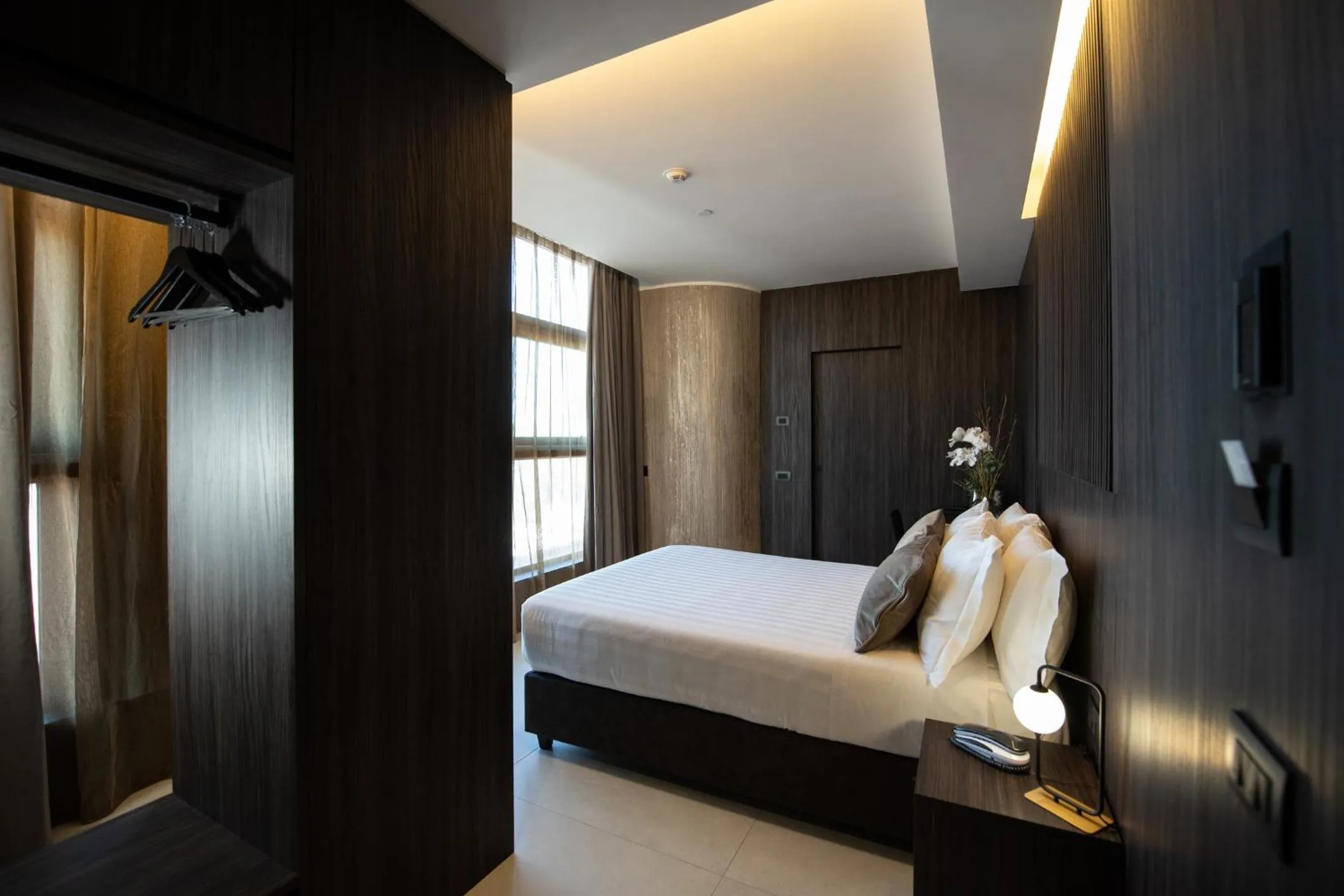 Photo of the whole room, Bed in Gold Tower Lifestyle Hotel