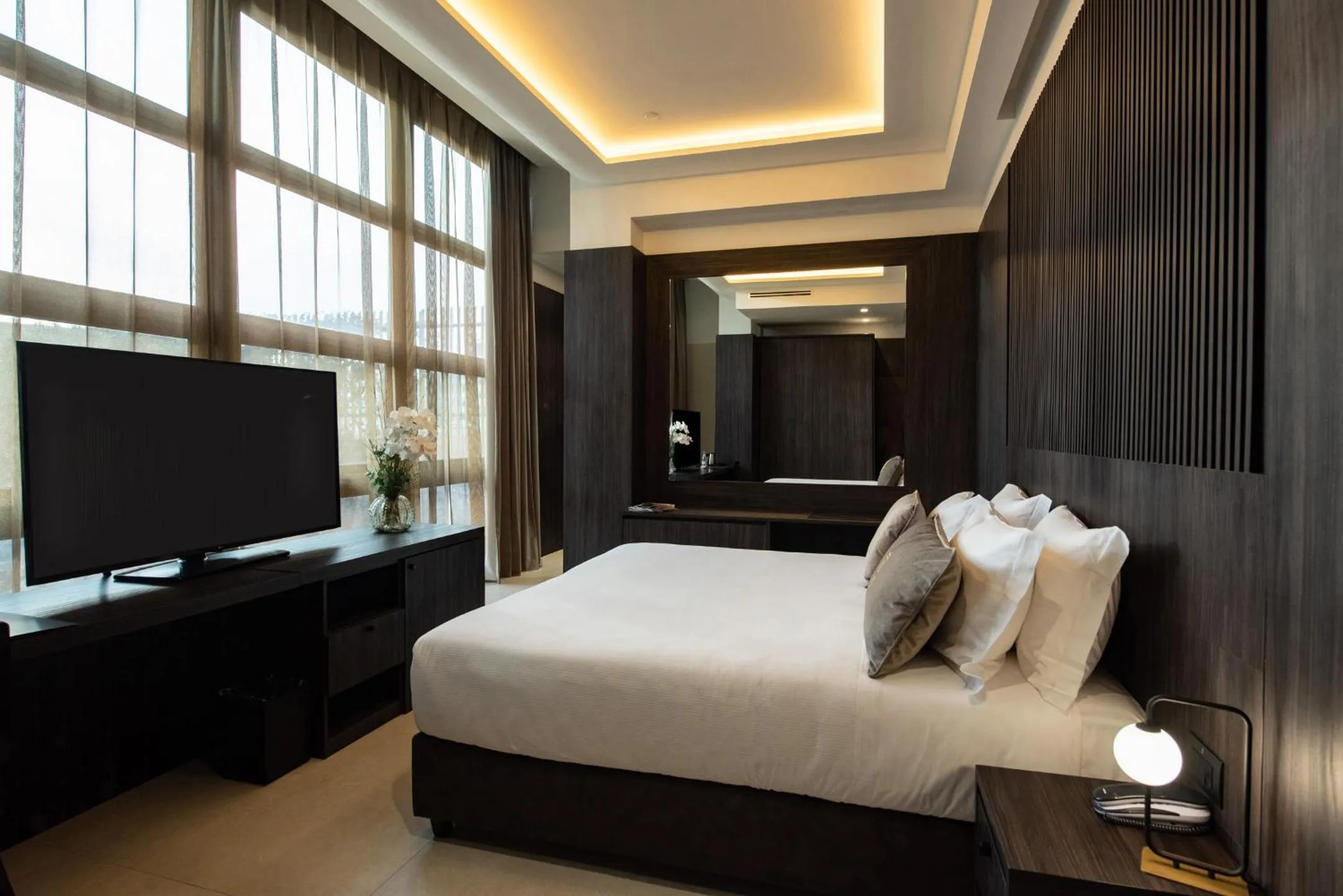 Photo of the whole room, Bed in Gold Tower Lifestyle Hotel