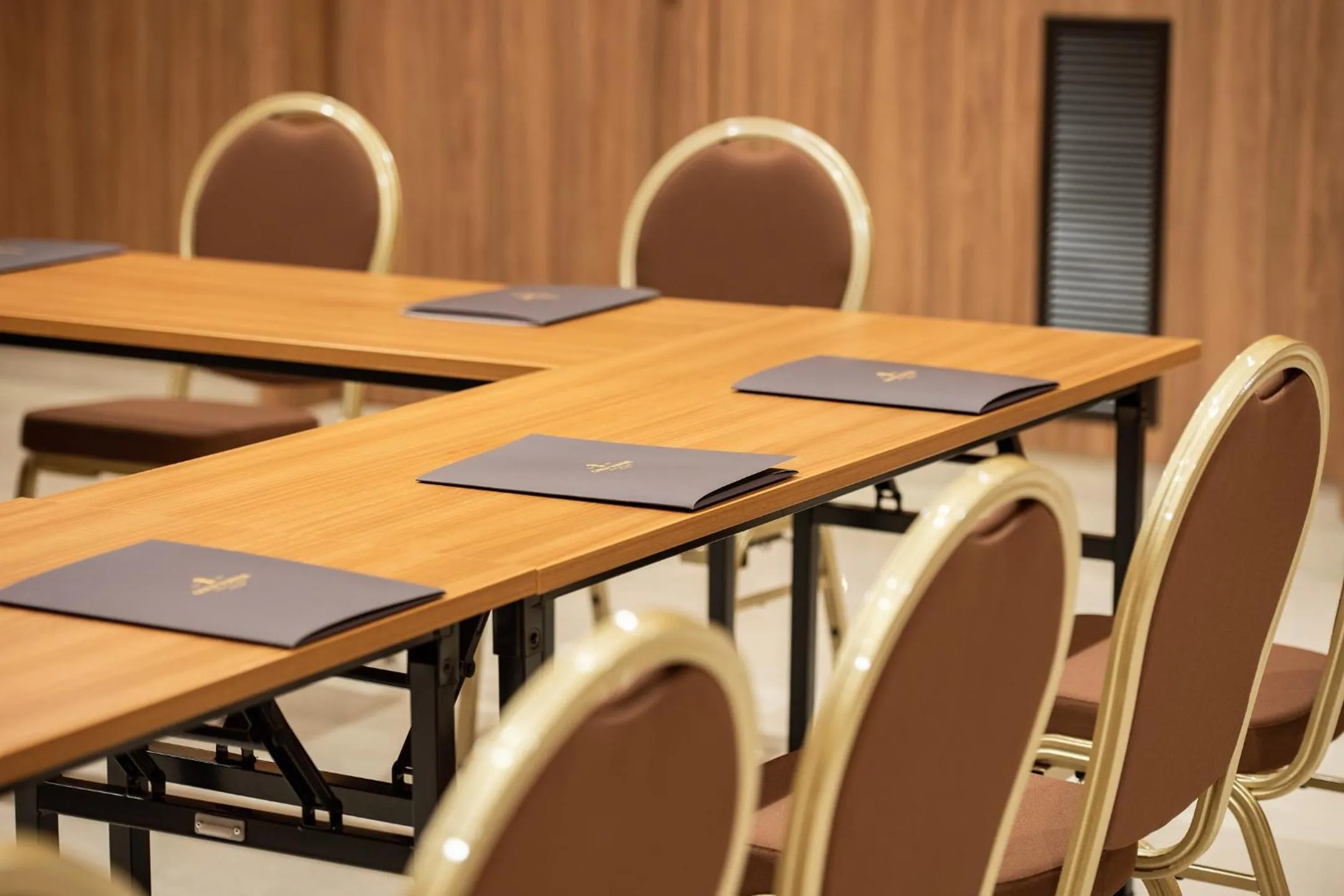 Business facilities in Gold Tower Lifestyle Hotel