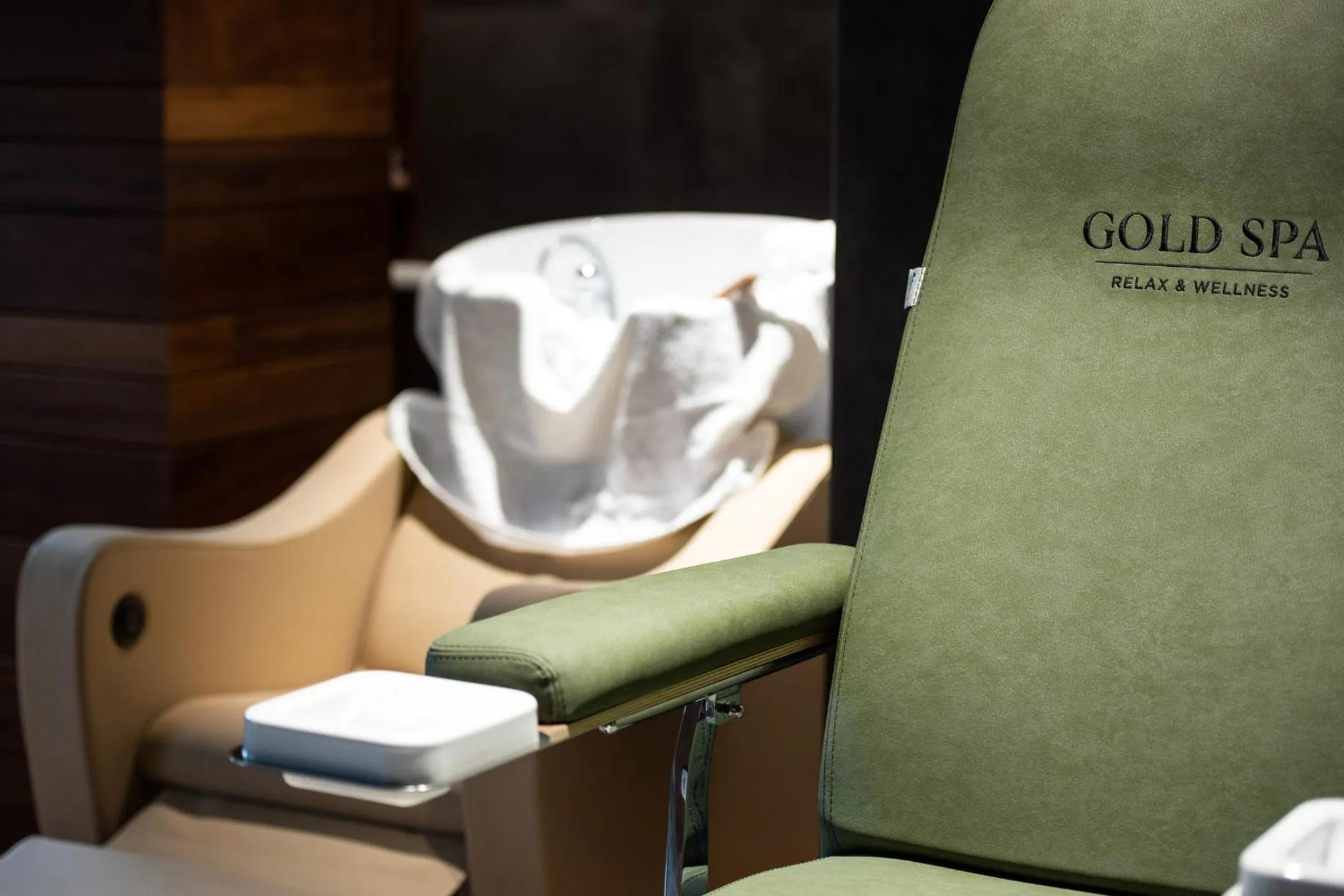 Spa and wellness centre/facilities in Gold Tower Lifestyle Hotel