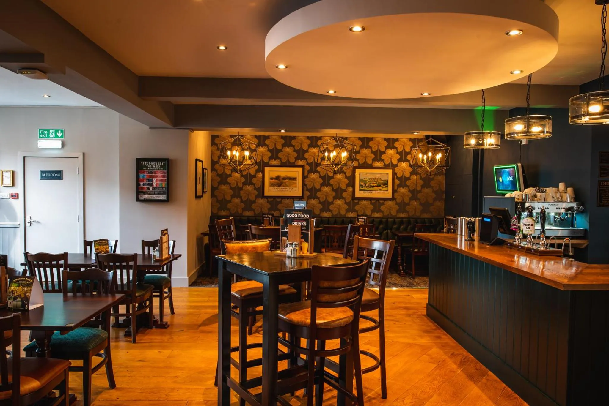 Restaurant/places to eat in The Market House