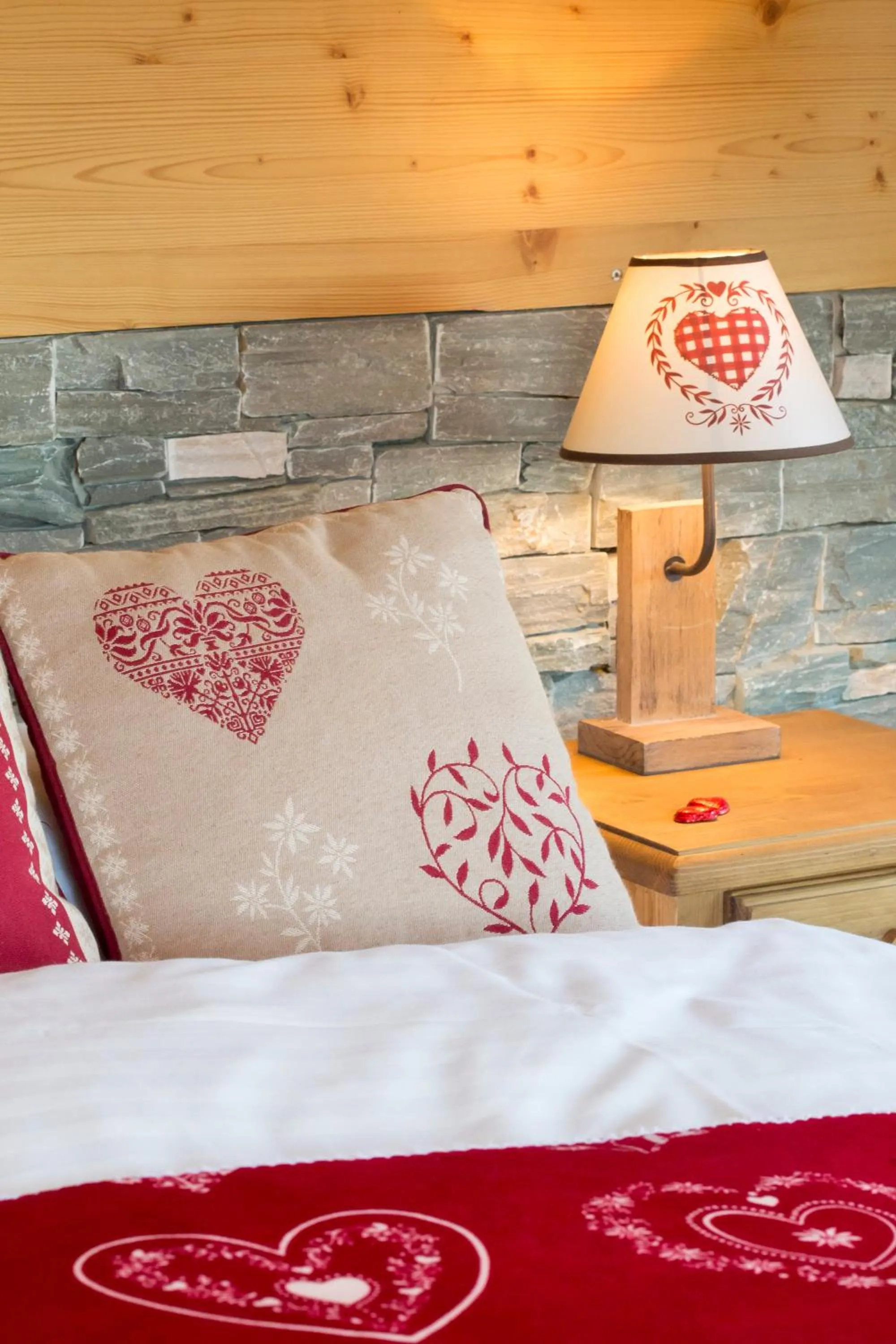 Decorative detail, Bed in Hôtel de charme la Poste