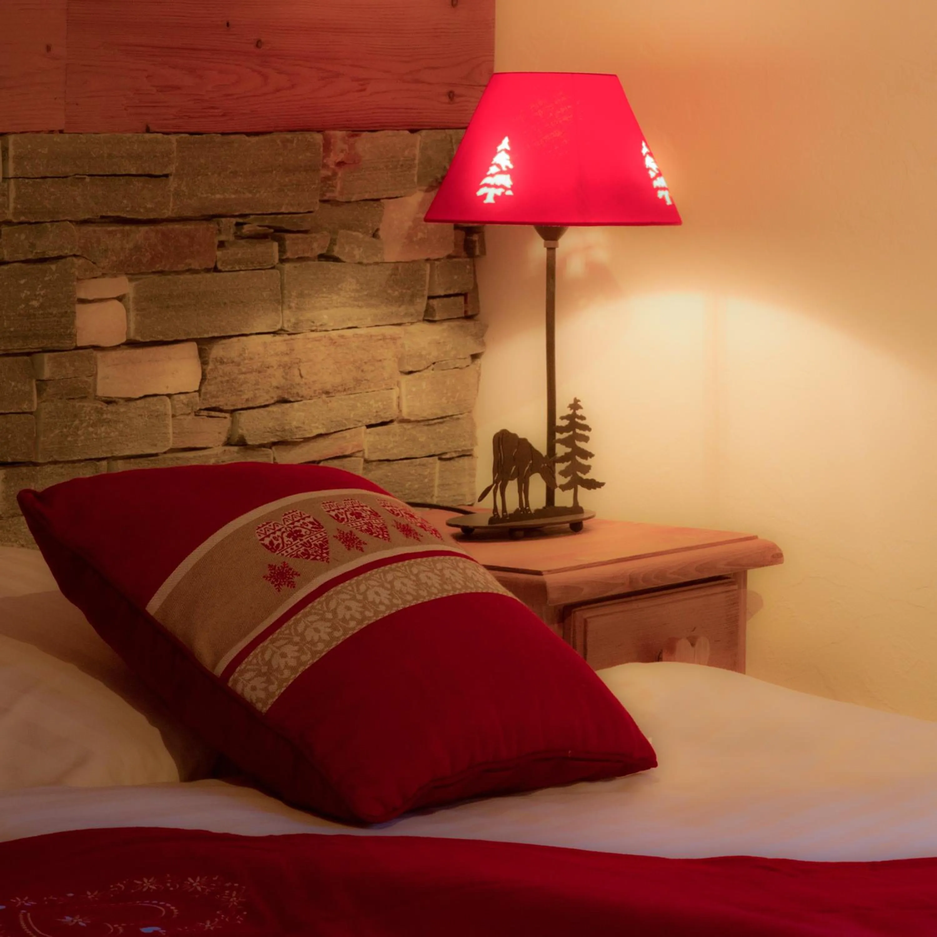 Bed in Hôtel de charme la Poste