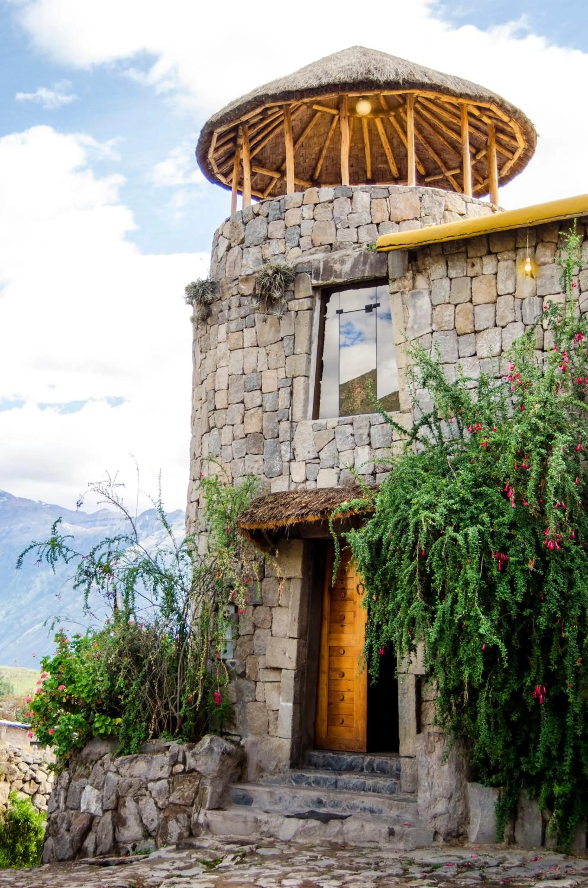 Property building in Hotel Kuntur Wassi