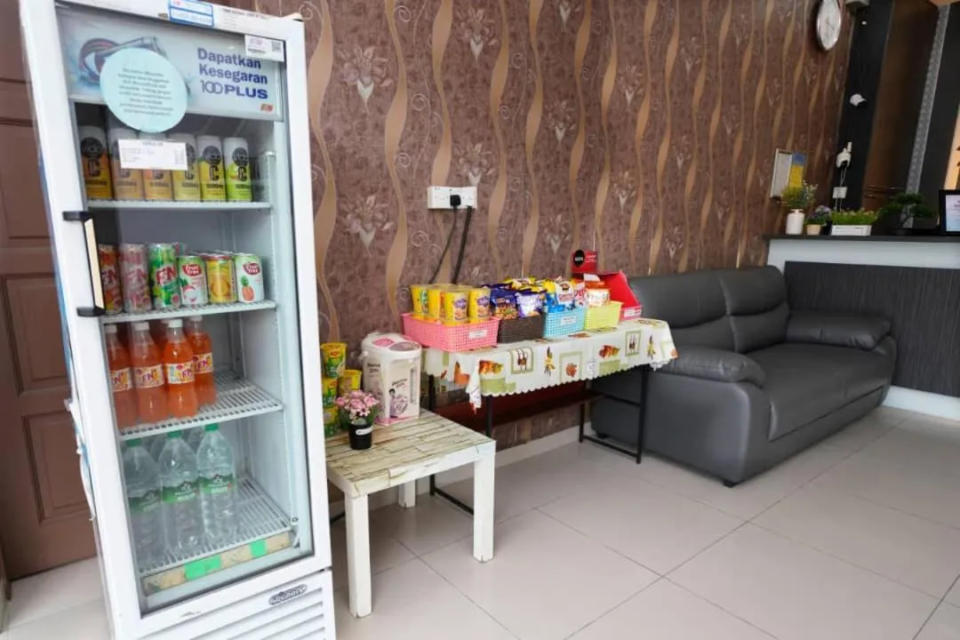 Food and drinks in CK Hotel - Self Check In