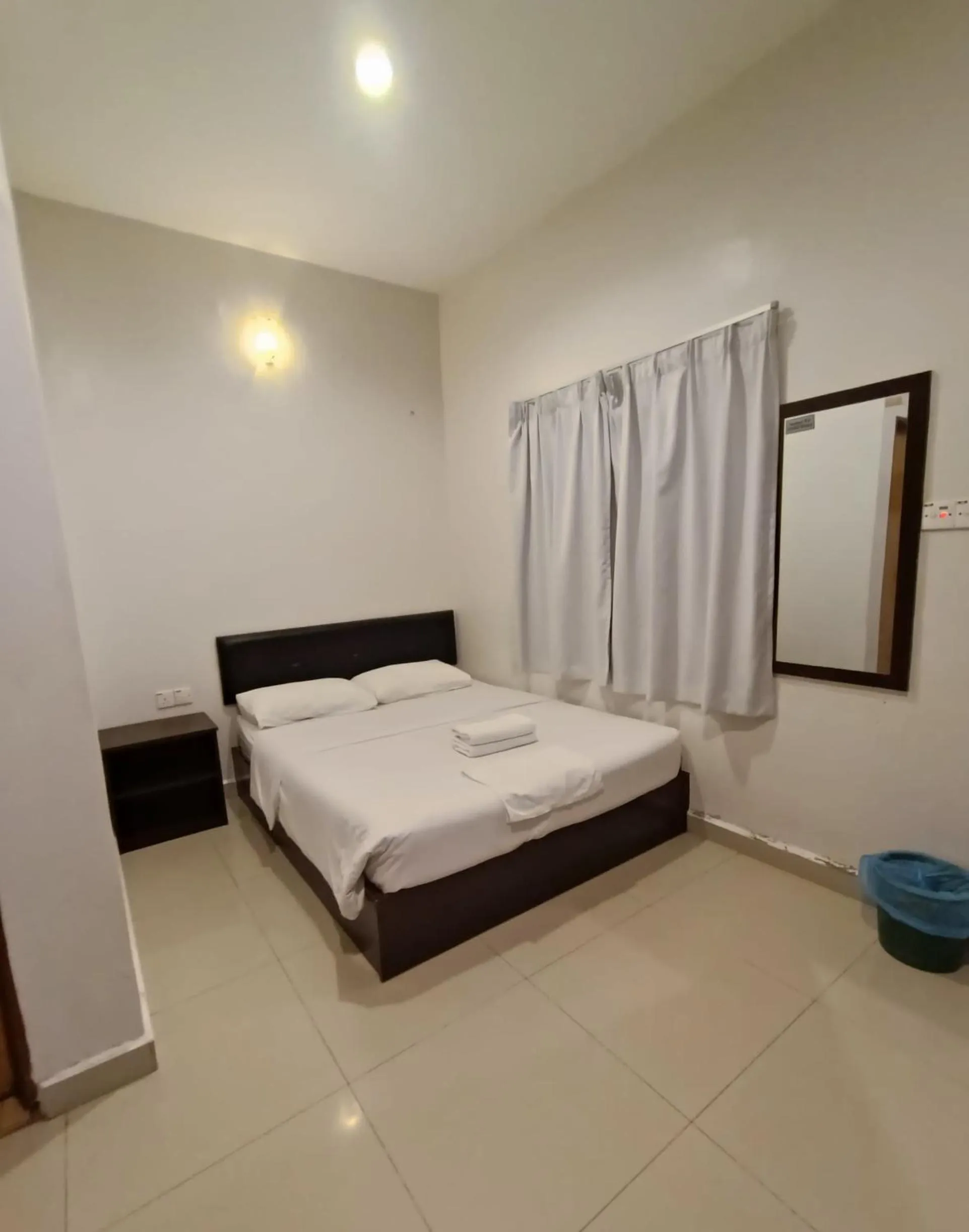 Bed in CK Hotel - Self Check In