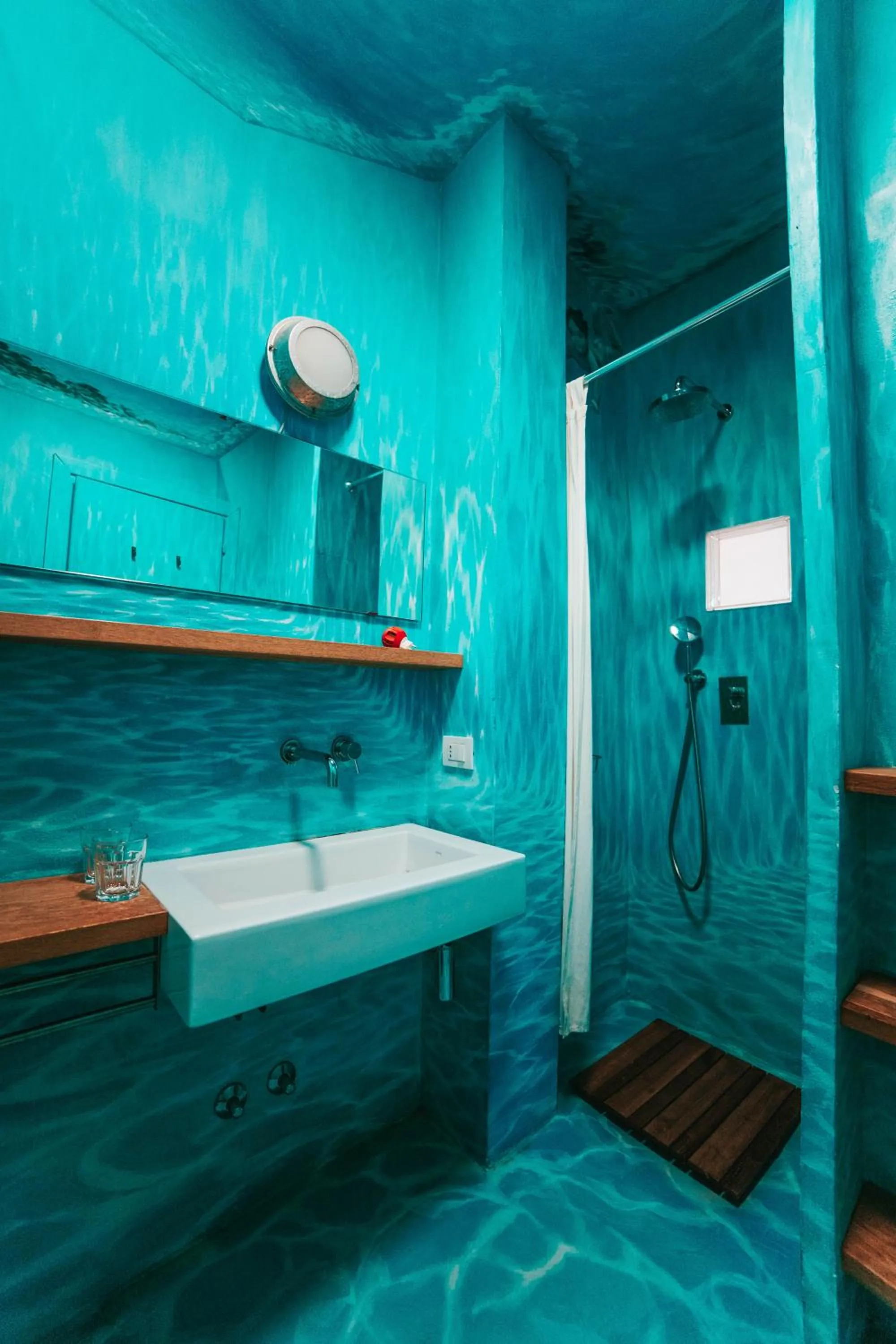 Bathroom in Ostello Bello Assisi Bevagna