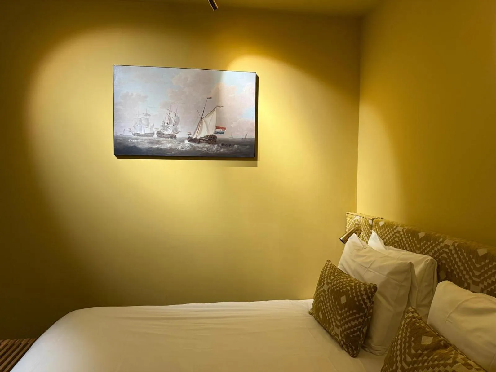 Bed in Heavens Hotel