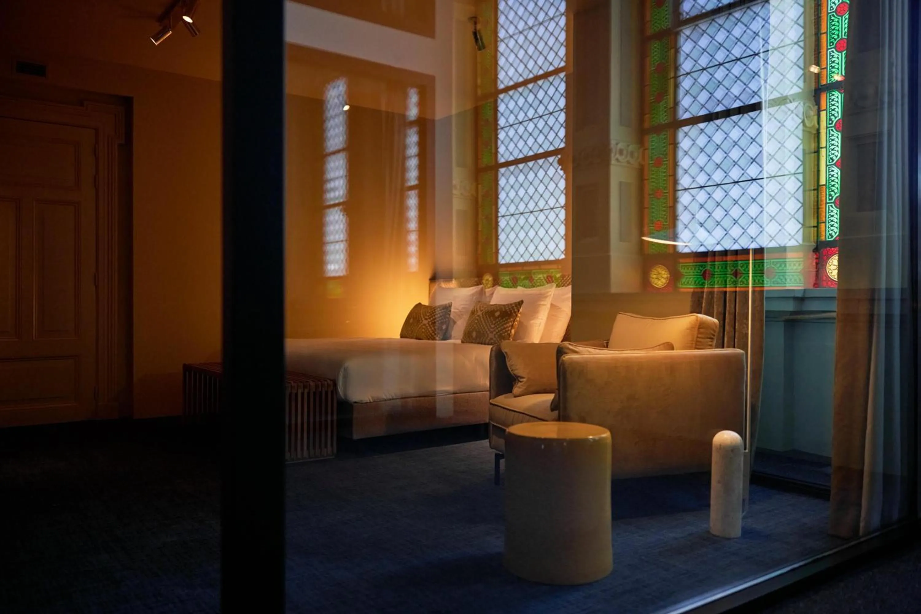 Living room in Heavens Hotel