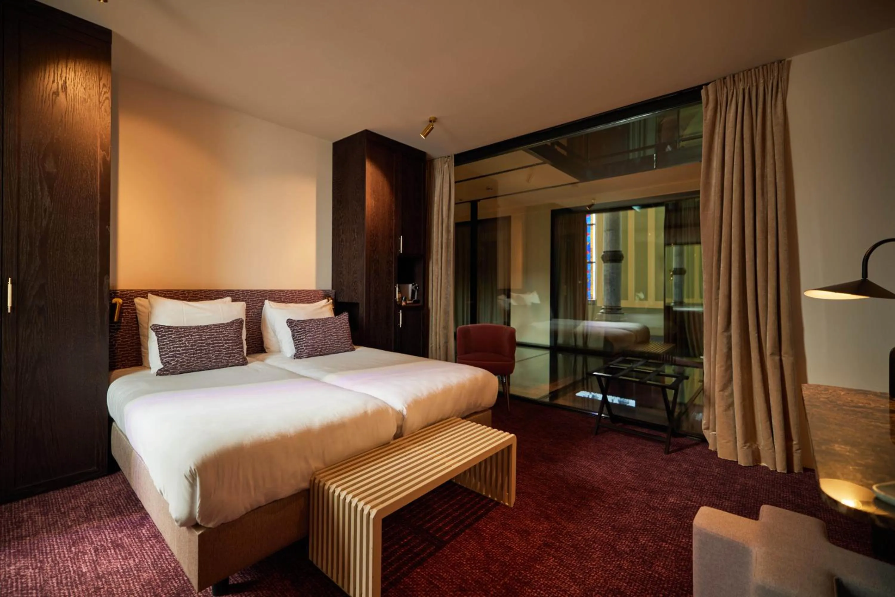 Bed in Heavens Hotel