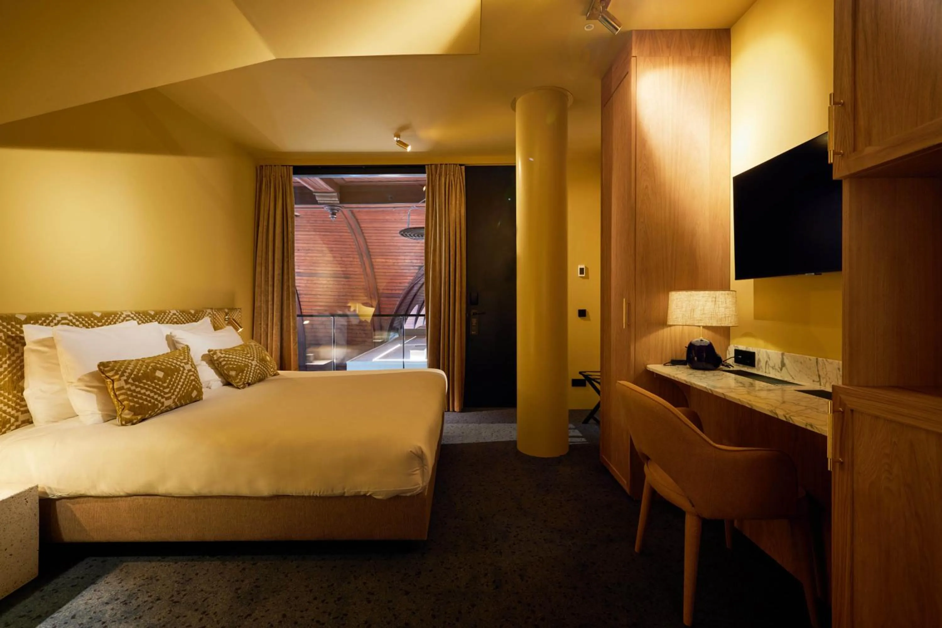 Bed in Heavens Hotel