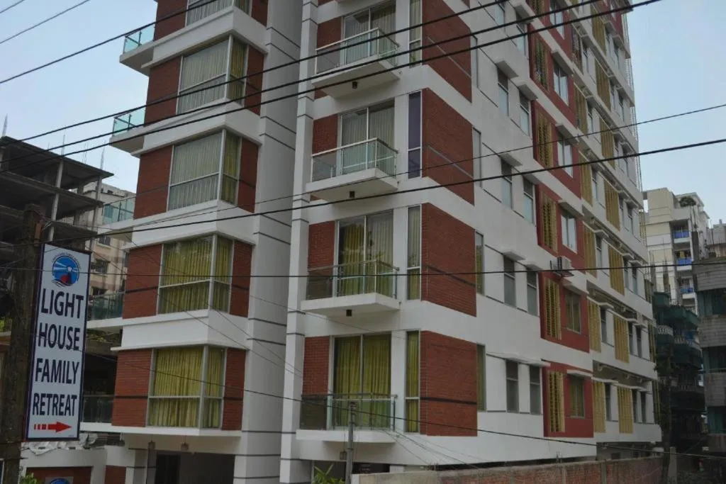 Property building in Lighthouse Family Retreat