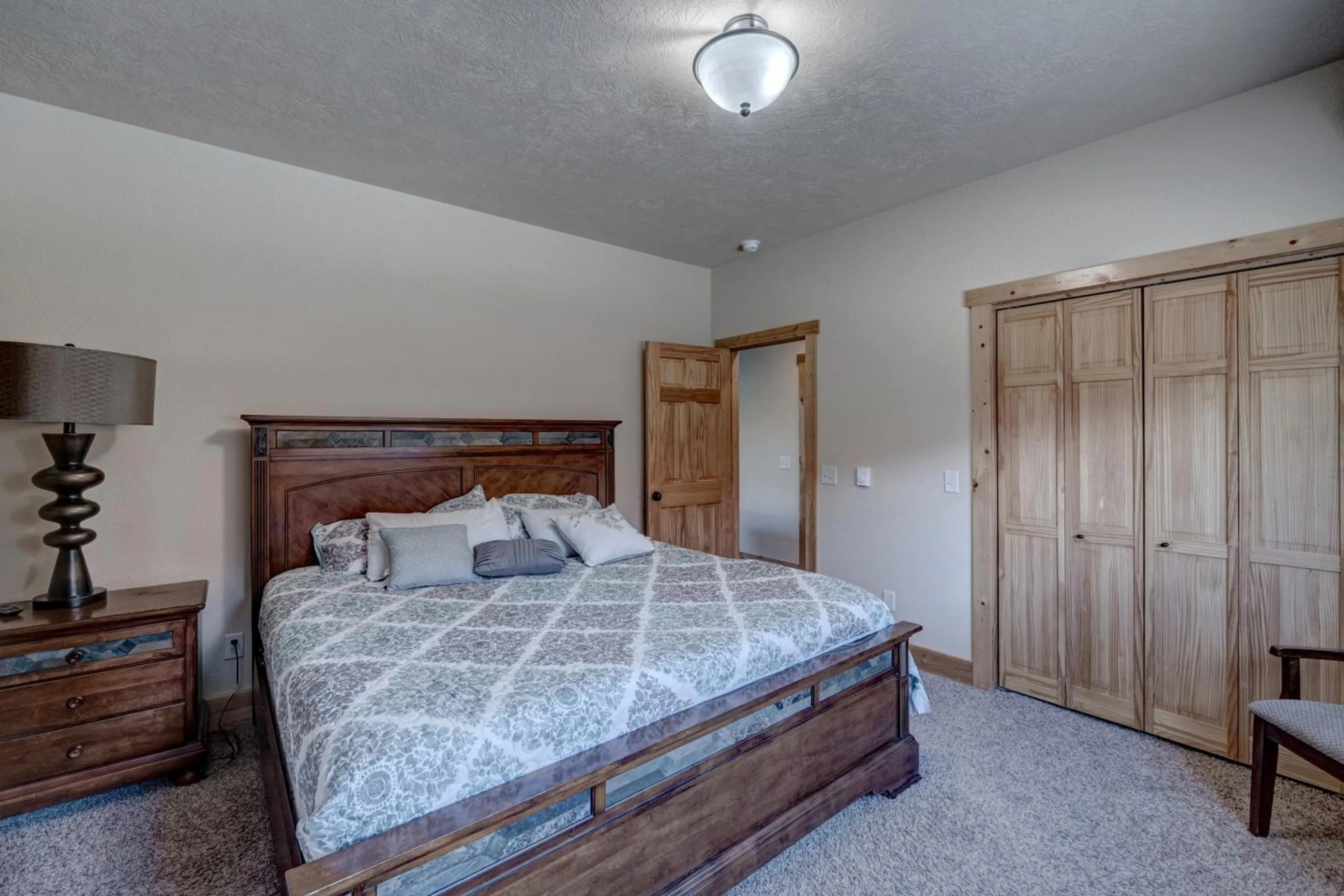 Bed in Avalanche Chalet At Terry Peak Ski Resort