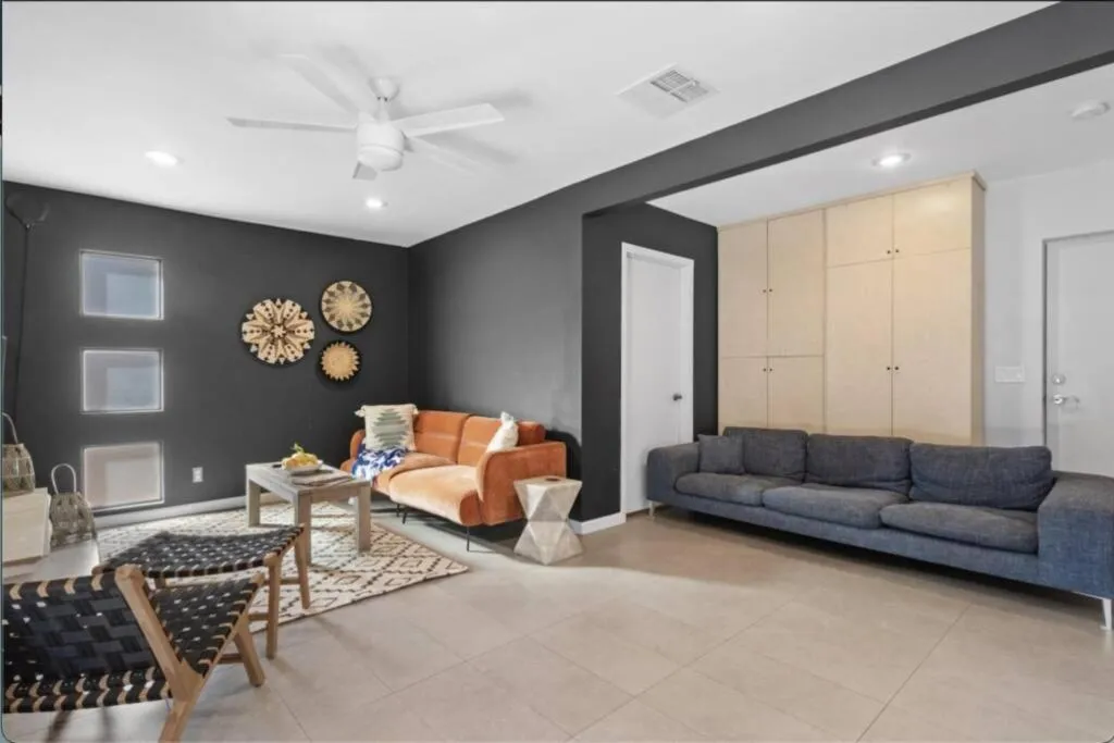 Mid-Century Stunner // Large Yard and Patio for Indoor/Outdoor Living