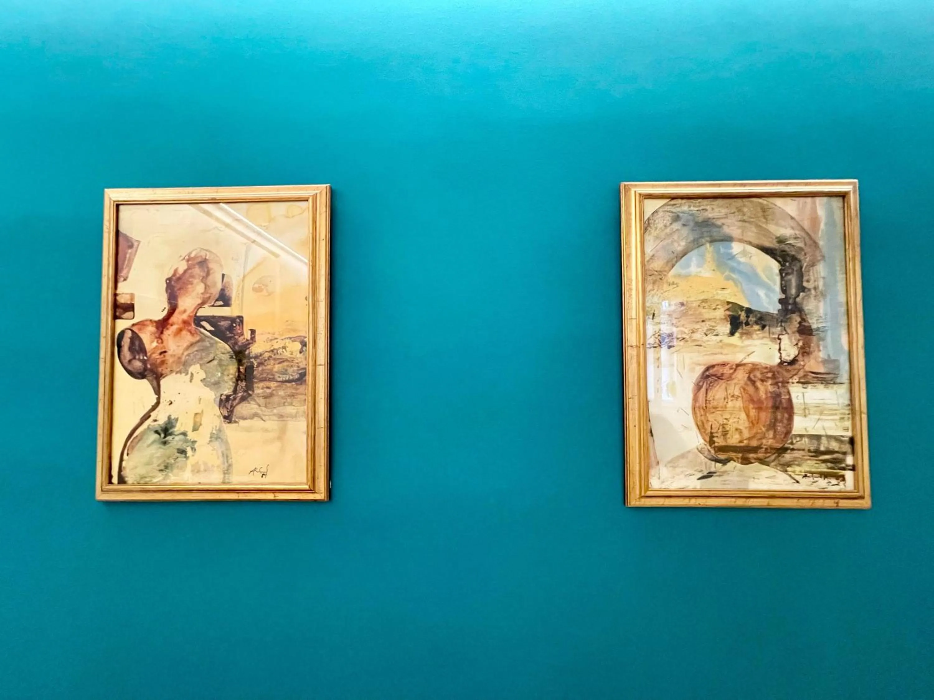 Decorative detail in Dan In'n Out