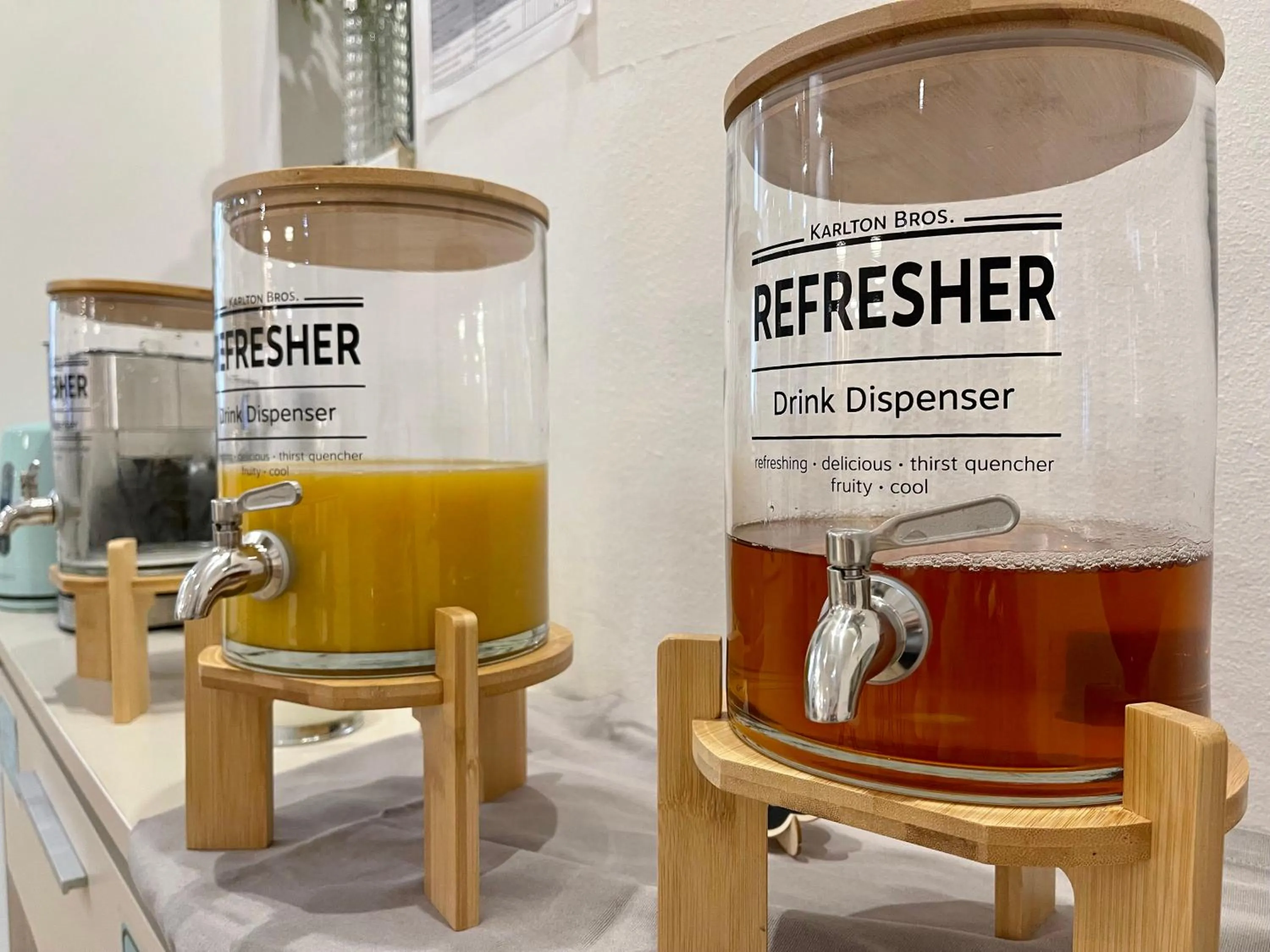 Buffet breakfast in Dan In'n Out