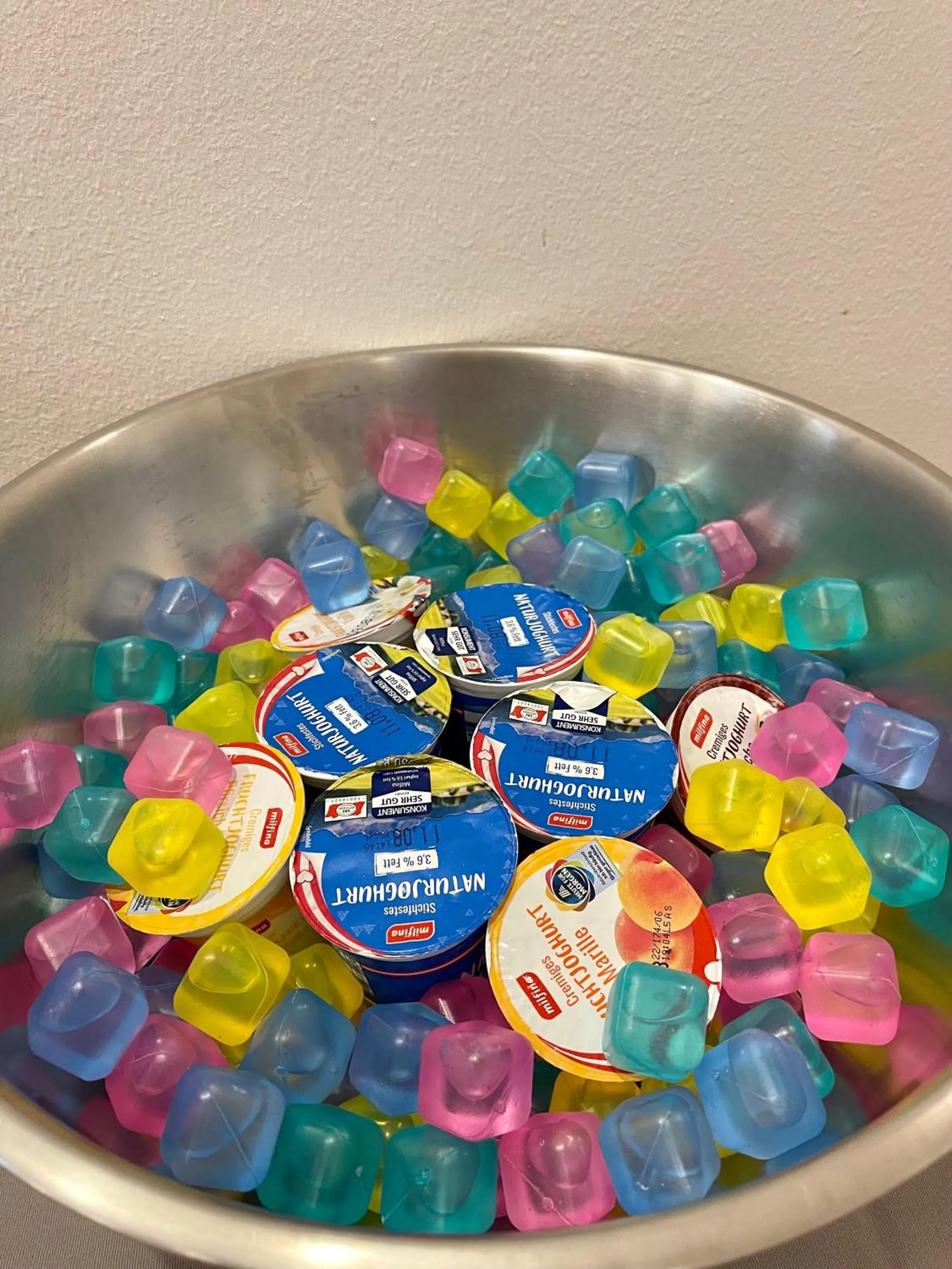 Buffet breakfast in Dan In'n Out