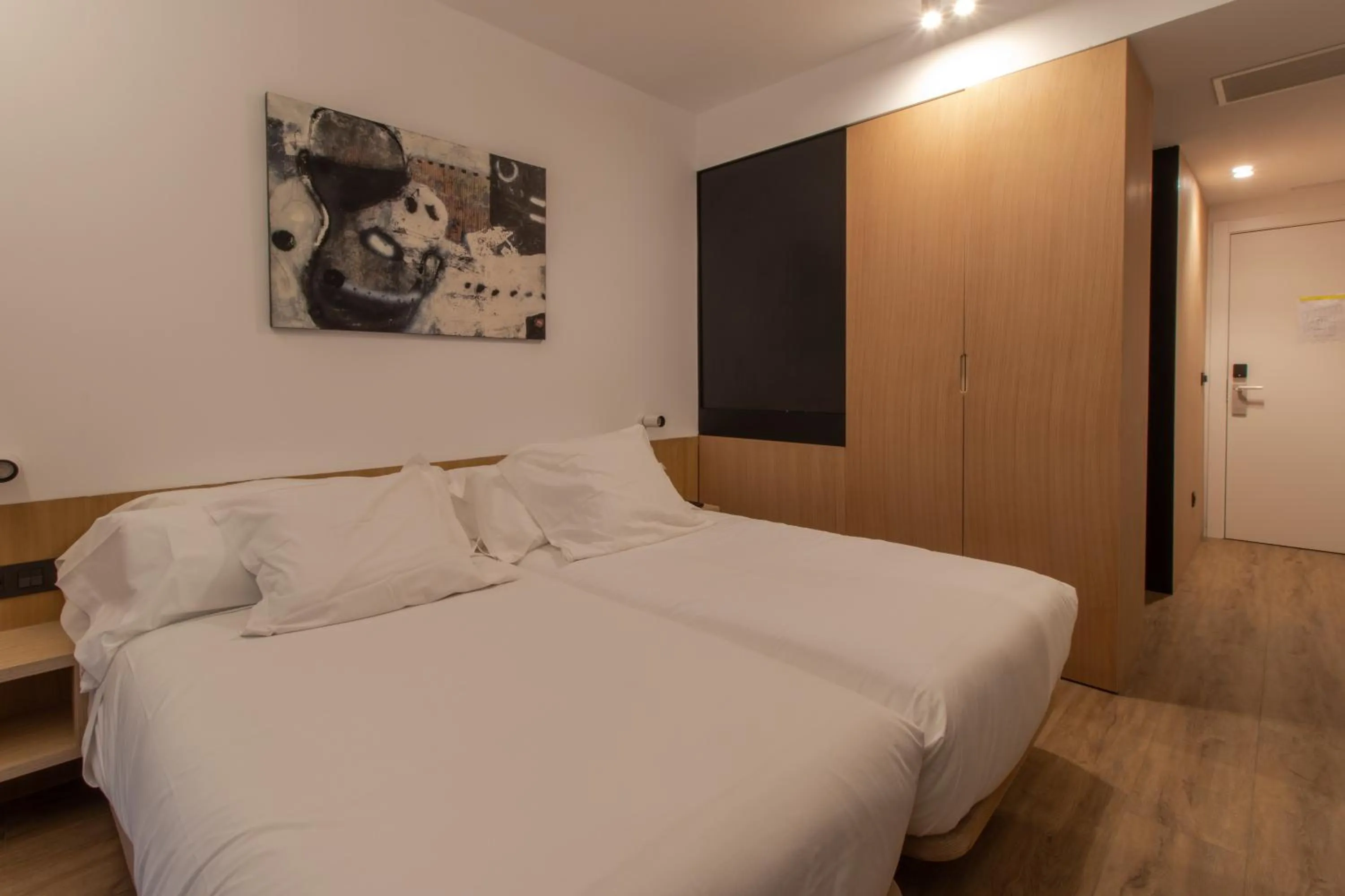 Bed in Hotel Cortabitarte