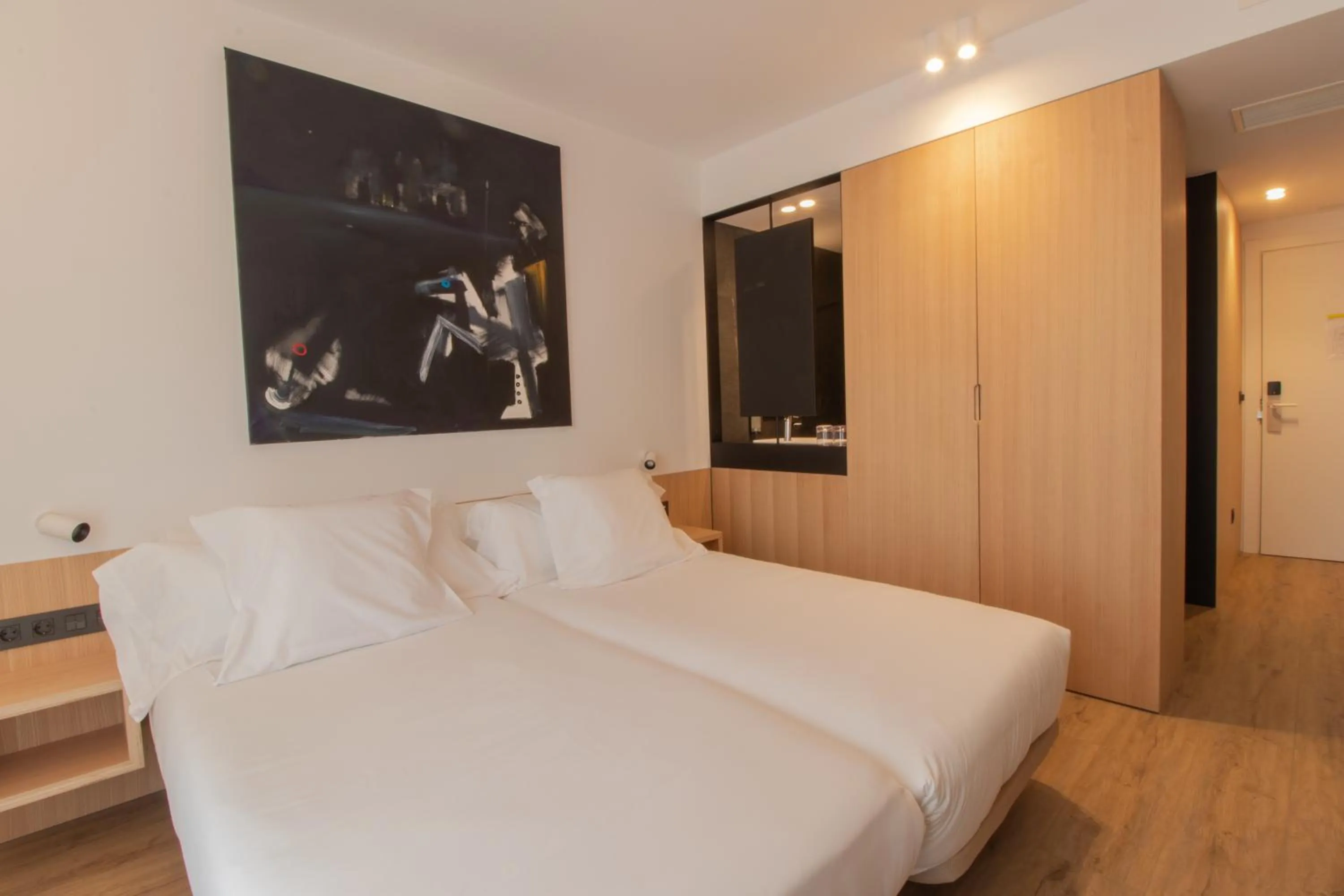 Bed in Hotel Cortabitarte