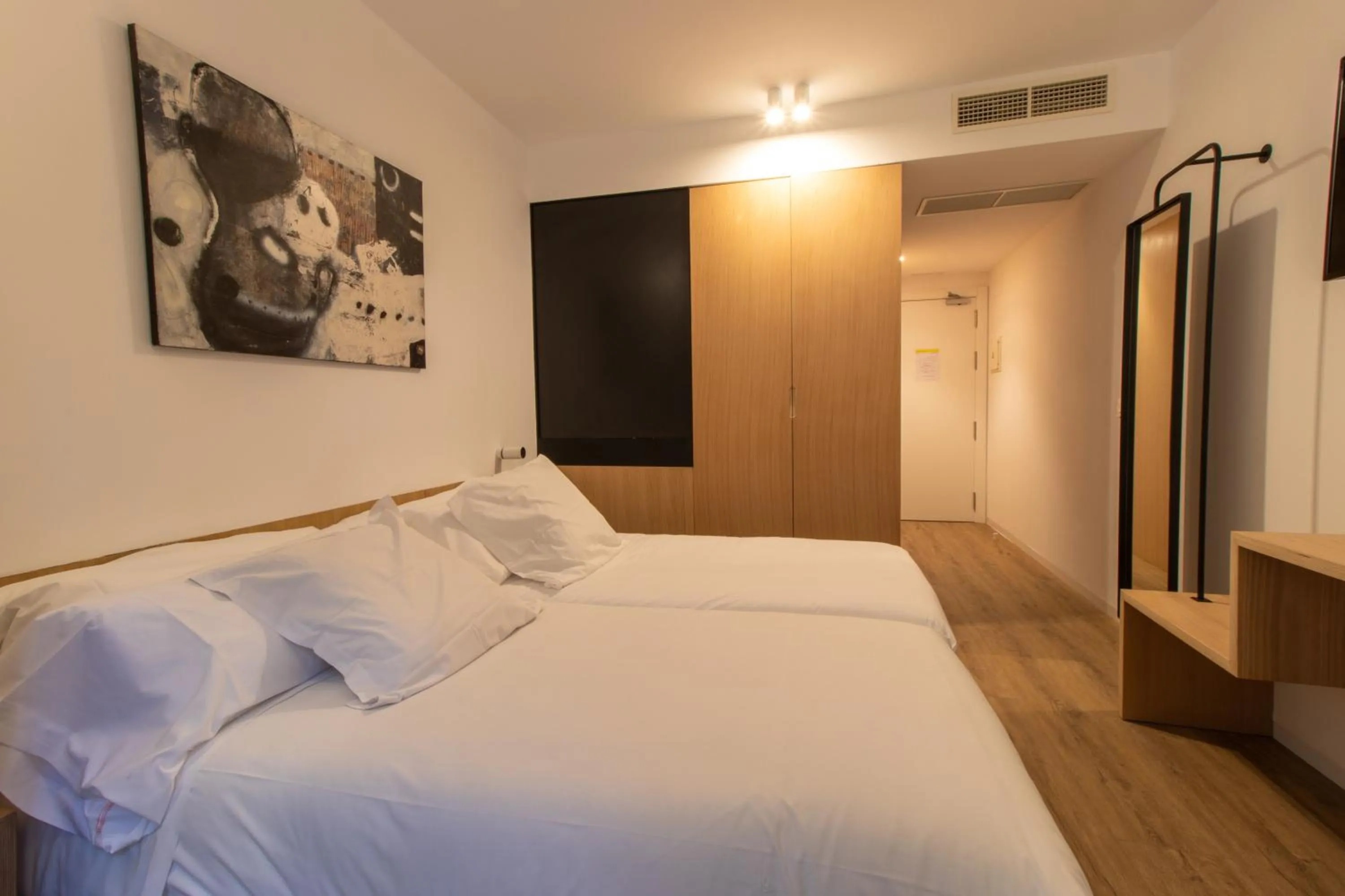 Bed in Hotel Cortabitarte