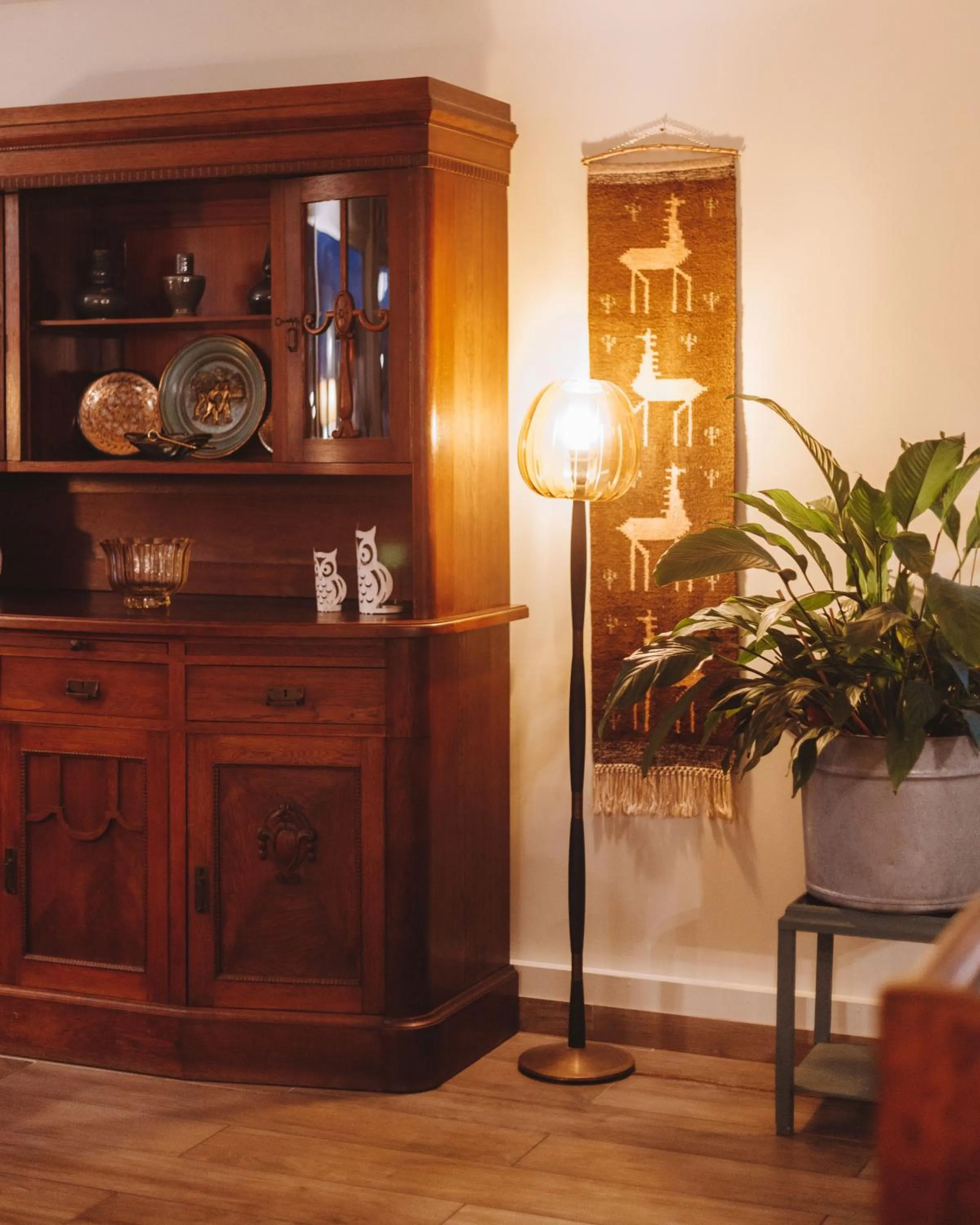 Decorative detail in Hildibrand Apartment Hotel