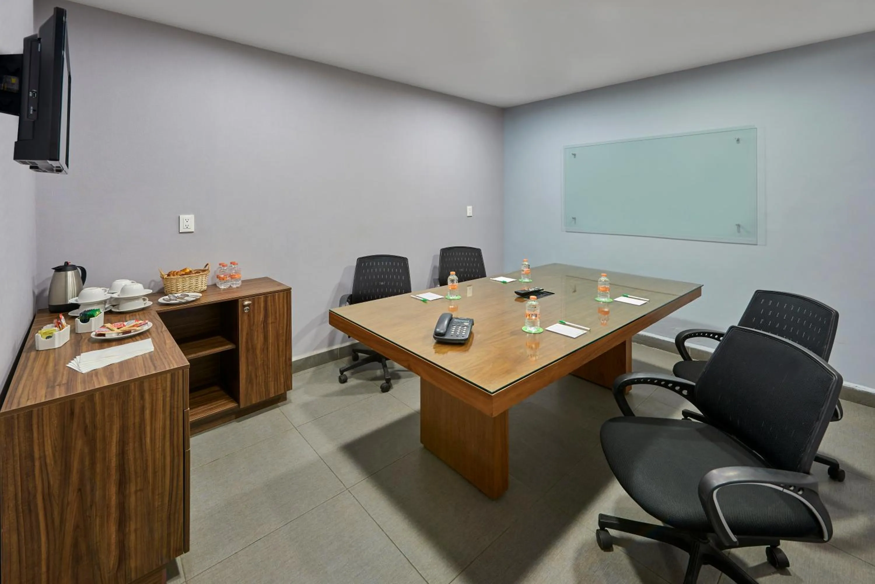 Business facilities in Wyndham Garden Mexico Reforma