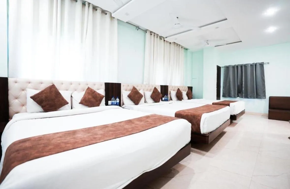 Bed in Hotel Dosa plaza