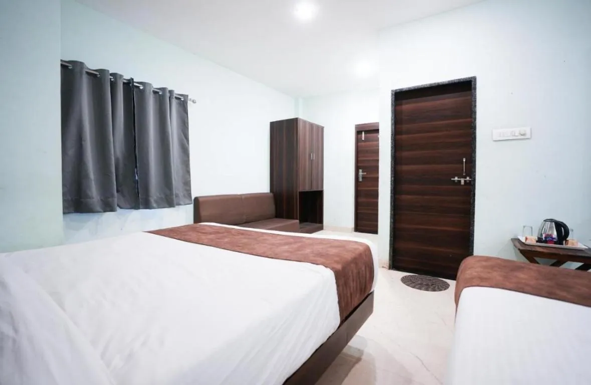 Bed in Hotel Dosa plaza