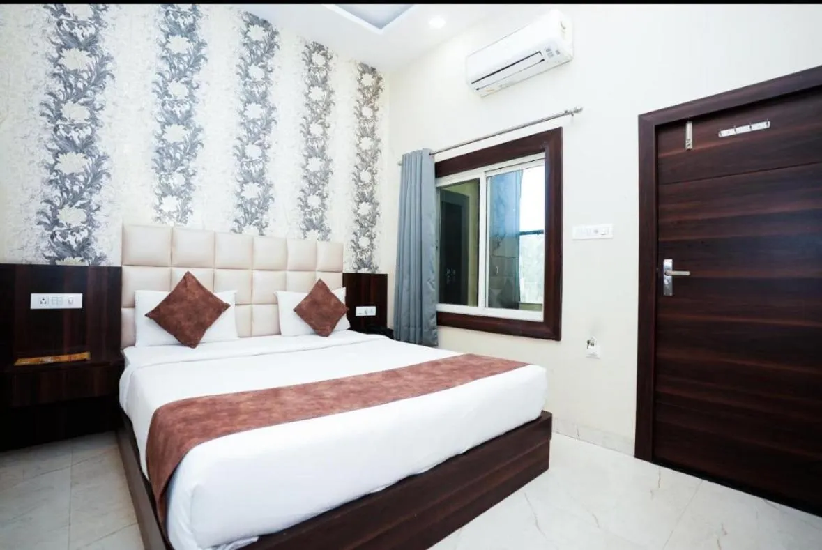 Bed in Hotel Dosa plaza