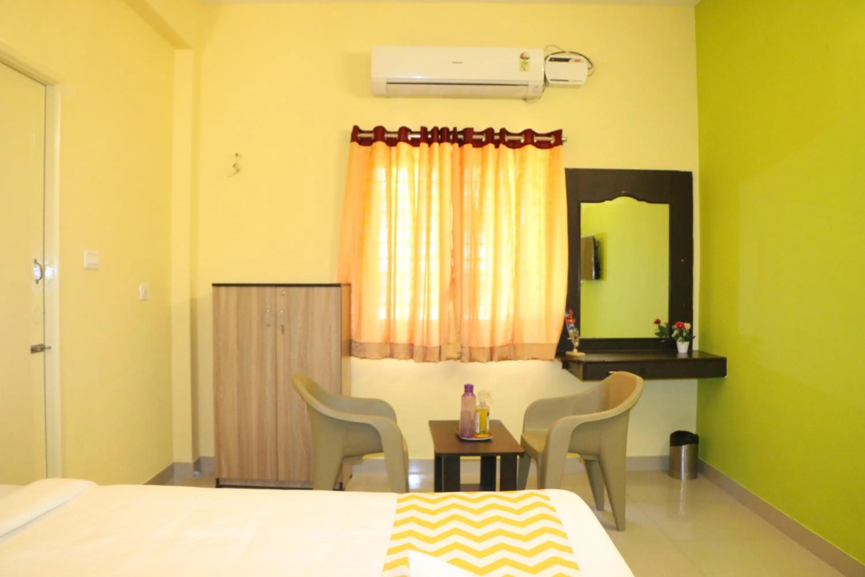 Bed in GT Residency-T Nagar