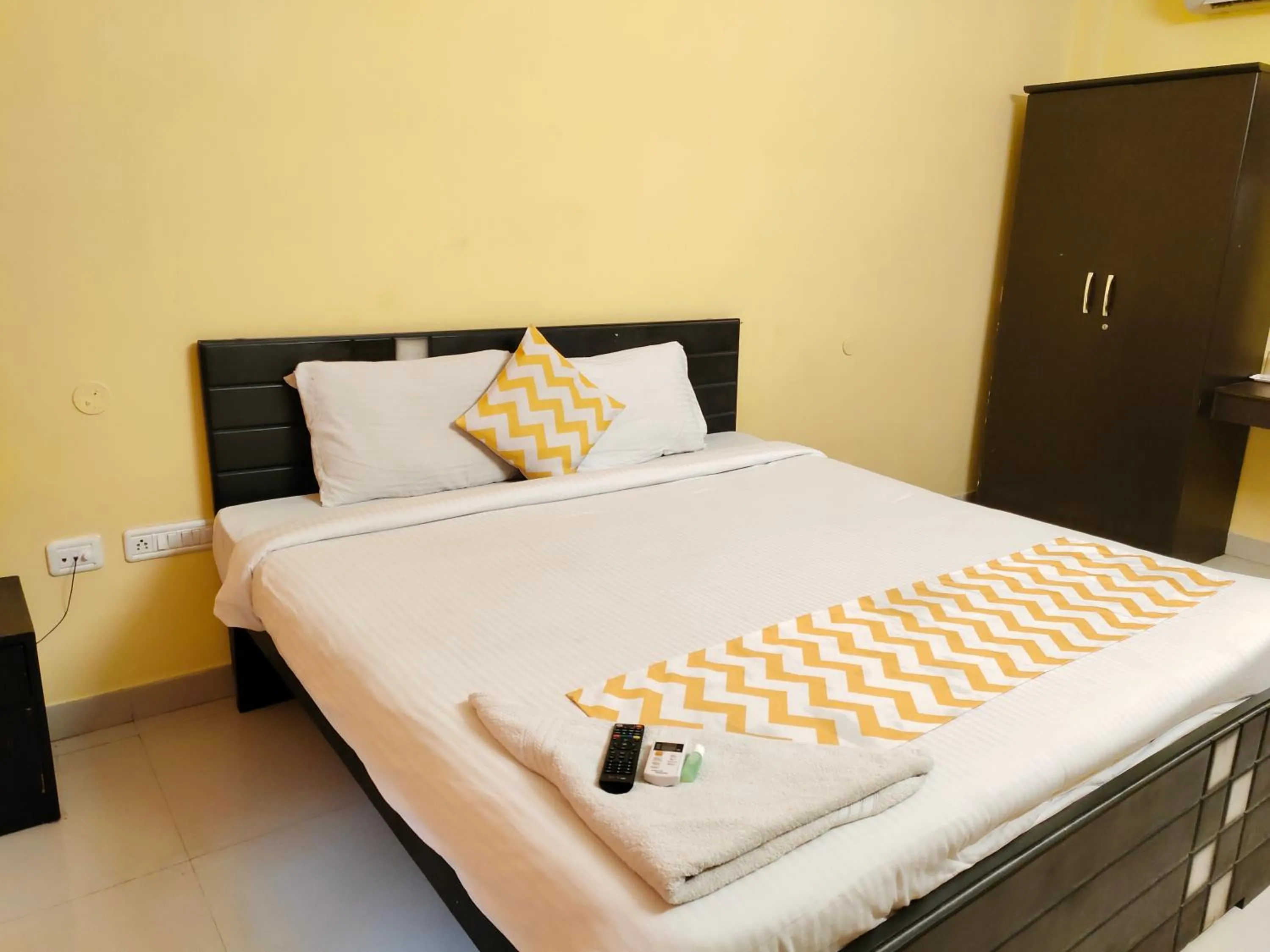 Bed in GT Residency-T Nagar