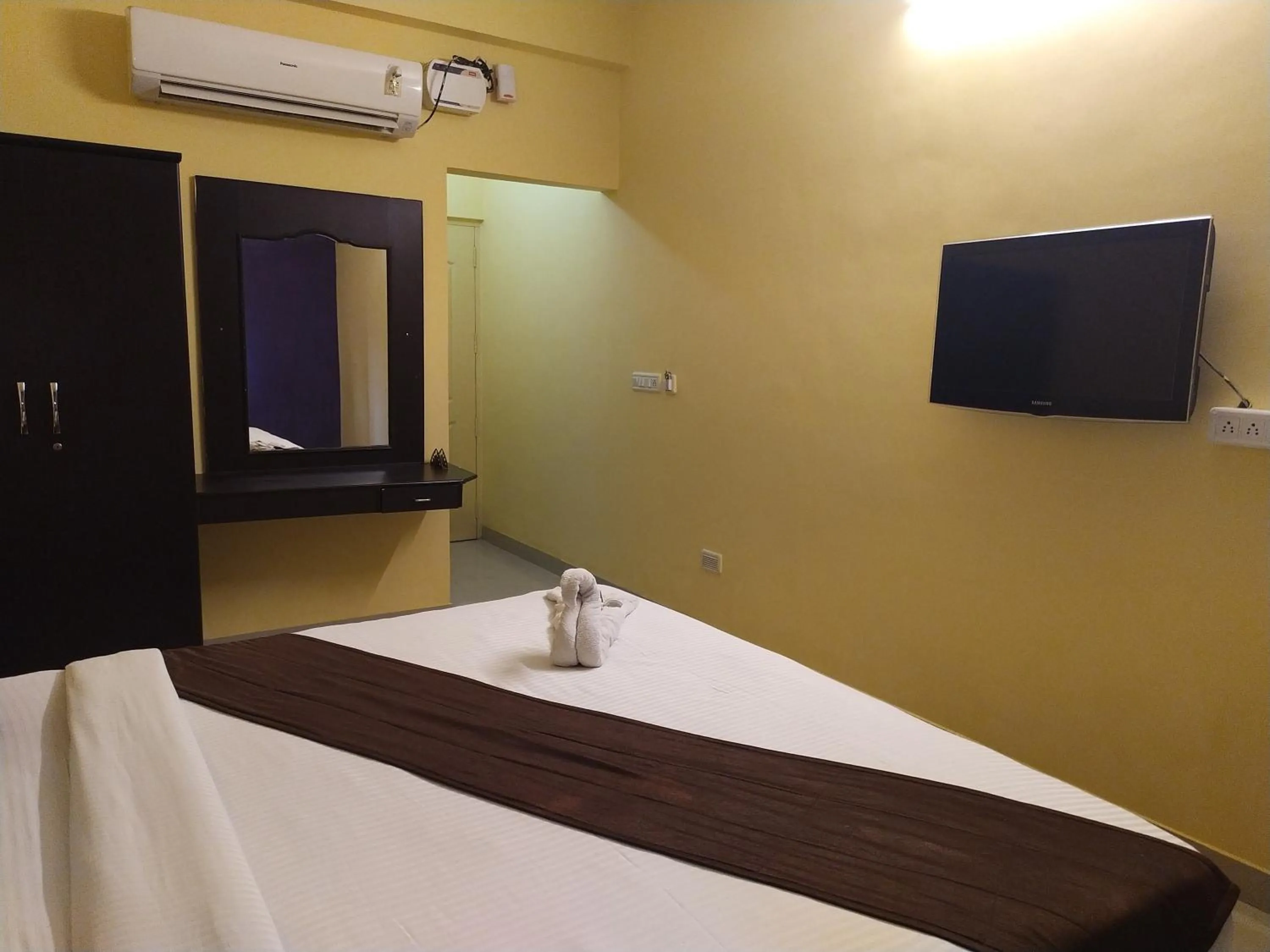 Bed in GT Residency-T Nagar